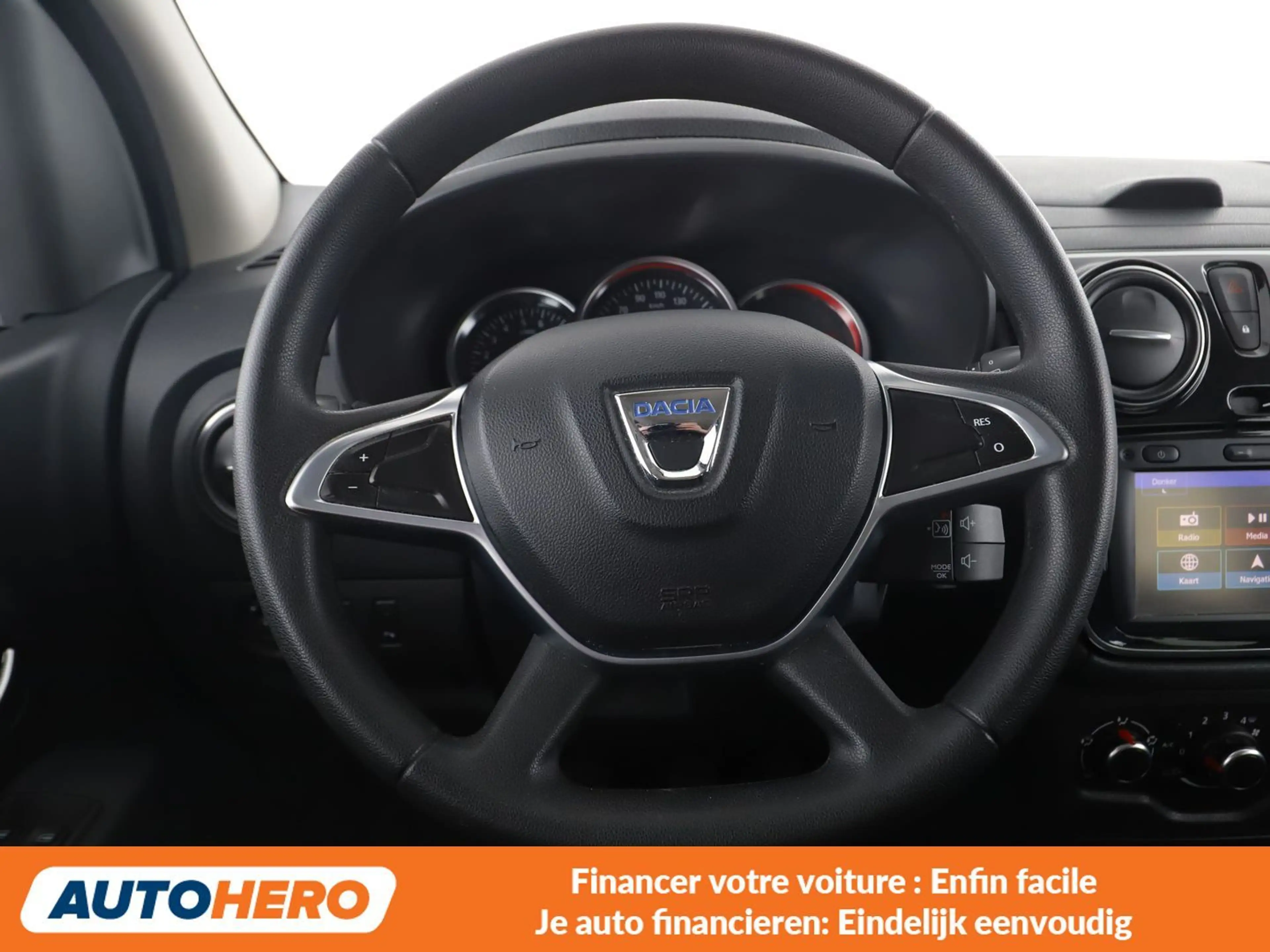 Dacia Lodgy 1.6 SCe Comfort — photo 5