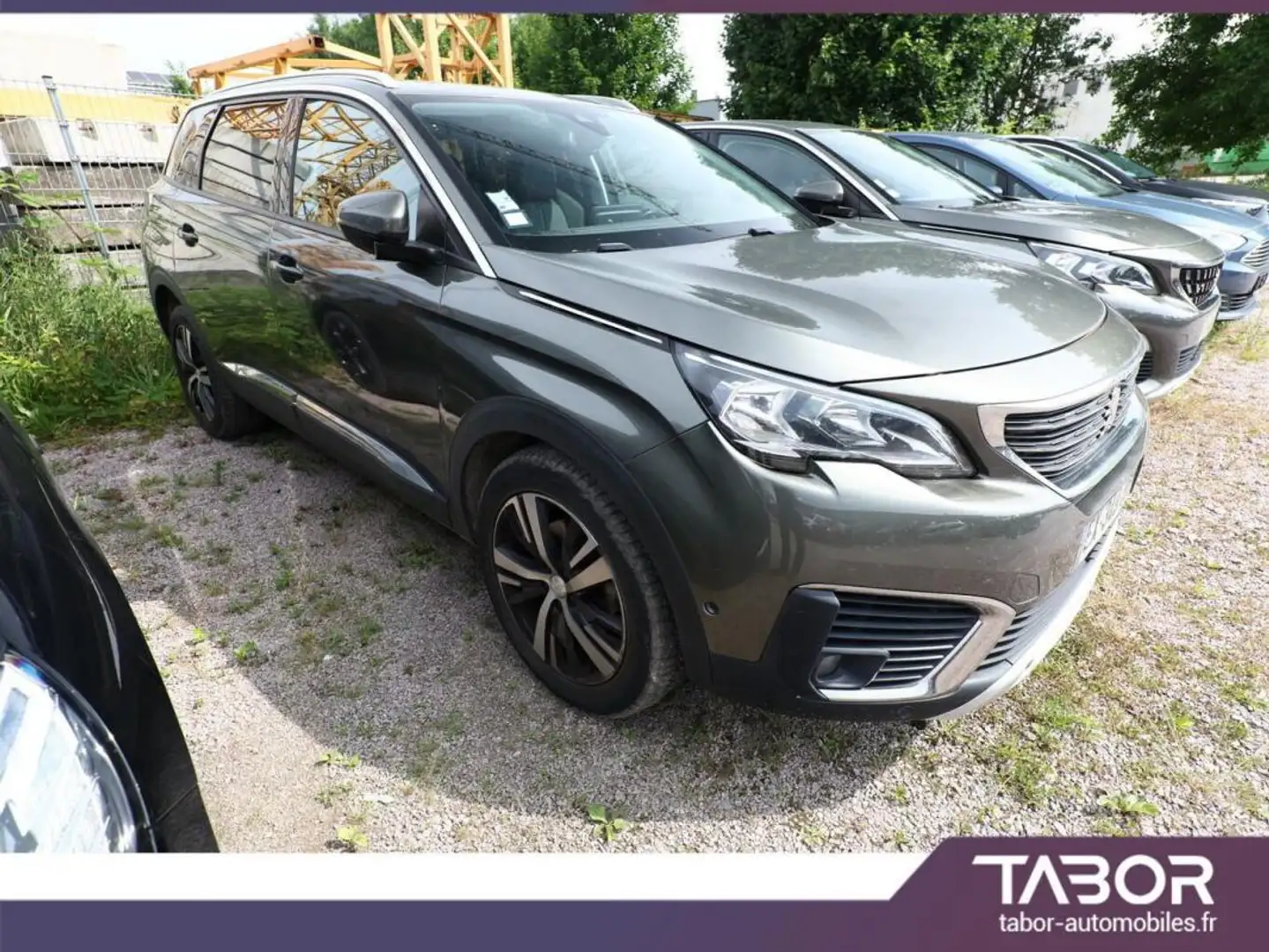 Peugeot 5008 1.5 BlueHDi 130 Allure GPS radars Gris - 2