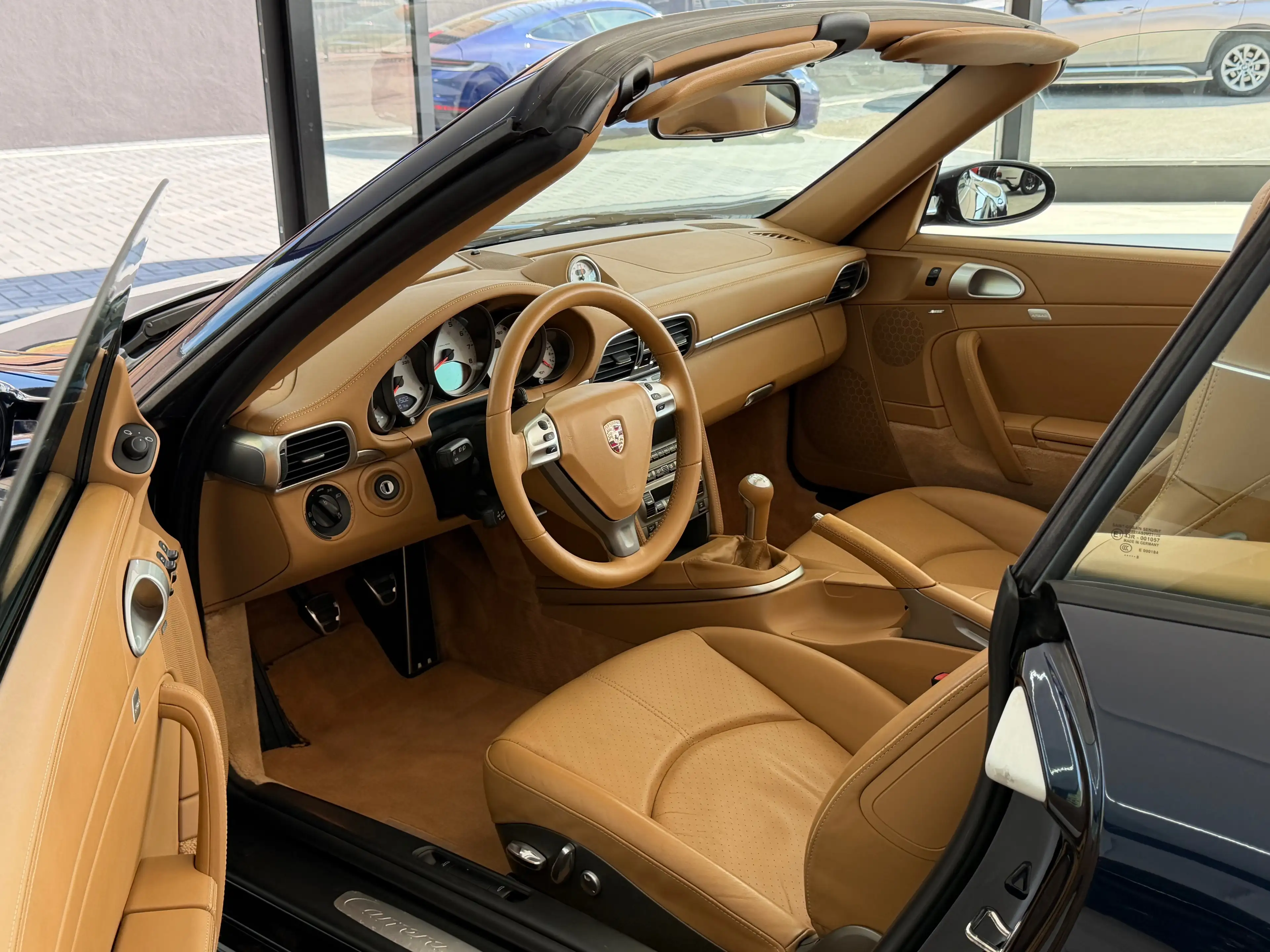 Porsche 911 / 997 CARRERA 4S | CABRIOLET | 3.8i | 355 CV | SPORT CHRONO | CLIM | CUIR | GPS | XENON — photo 8