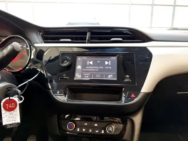 Opel Corsa view 12