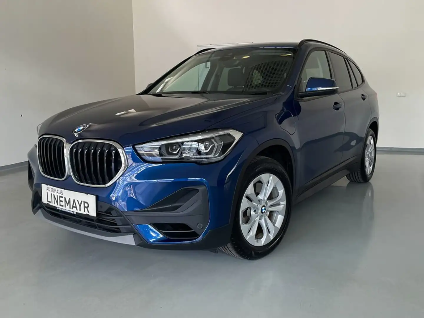 BMW X1 xDrive 25e Advantage Automatik LED, Navi Blau - 1
