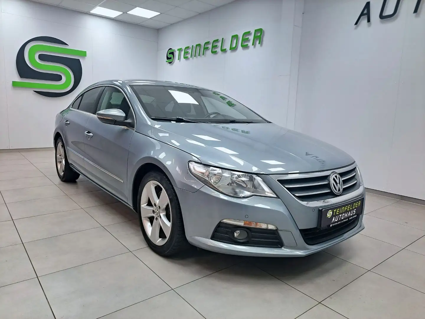 Volkswagen Passat CC 2.0 TDI / NAVI / SHZ / TEMPOMAT Grau - 1
