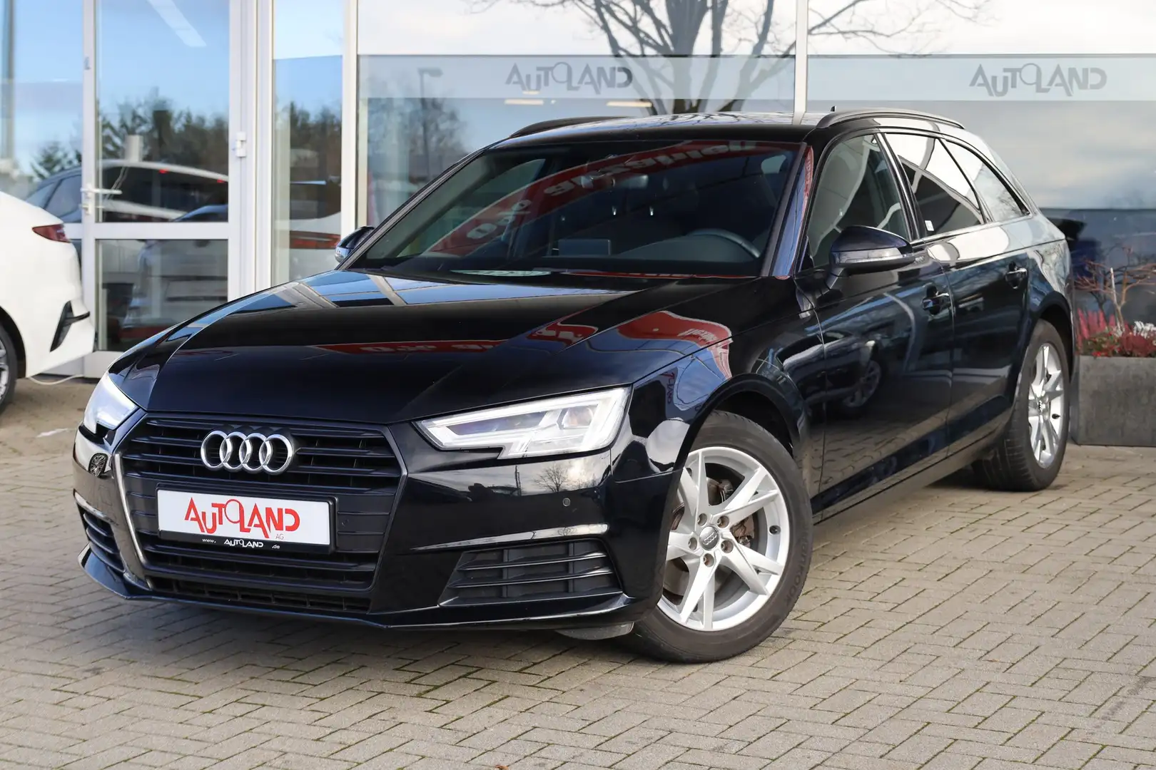 Audi A4 Avant 1.4 TFSI basis LED Navi Kamera Tempomat Noir - 2