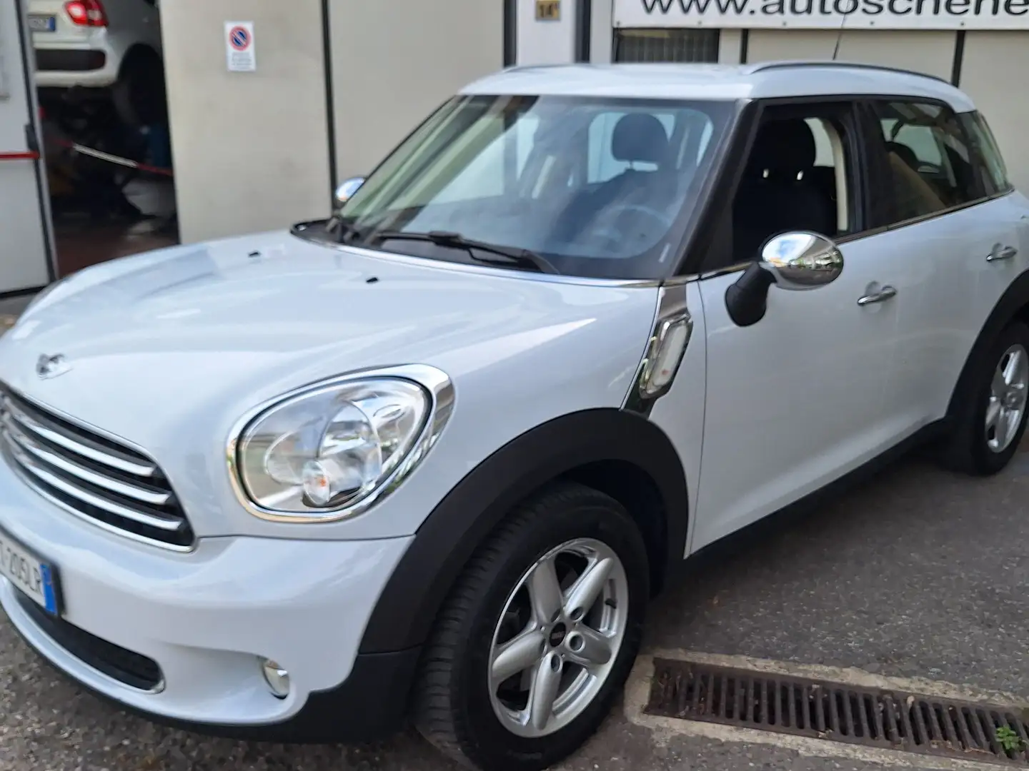 MINI One D Countryman Mini Countryman 1.6d chilometri 86000 certificati Weiß - 2