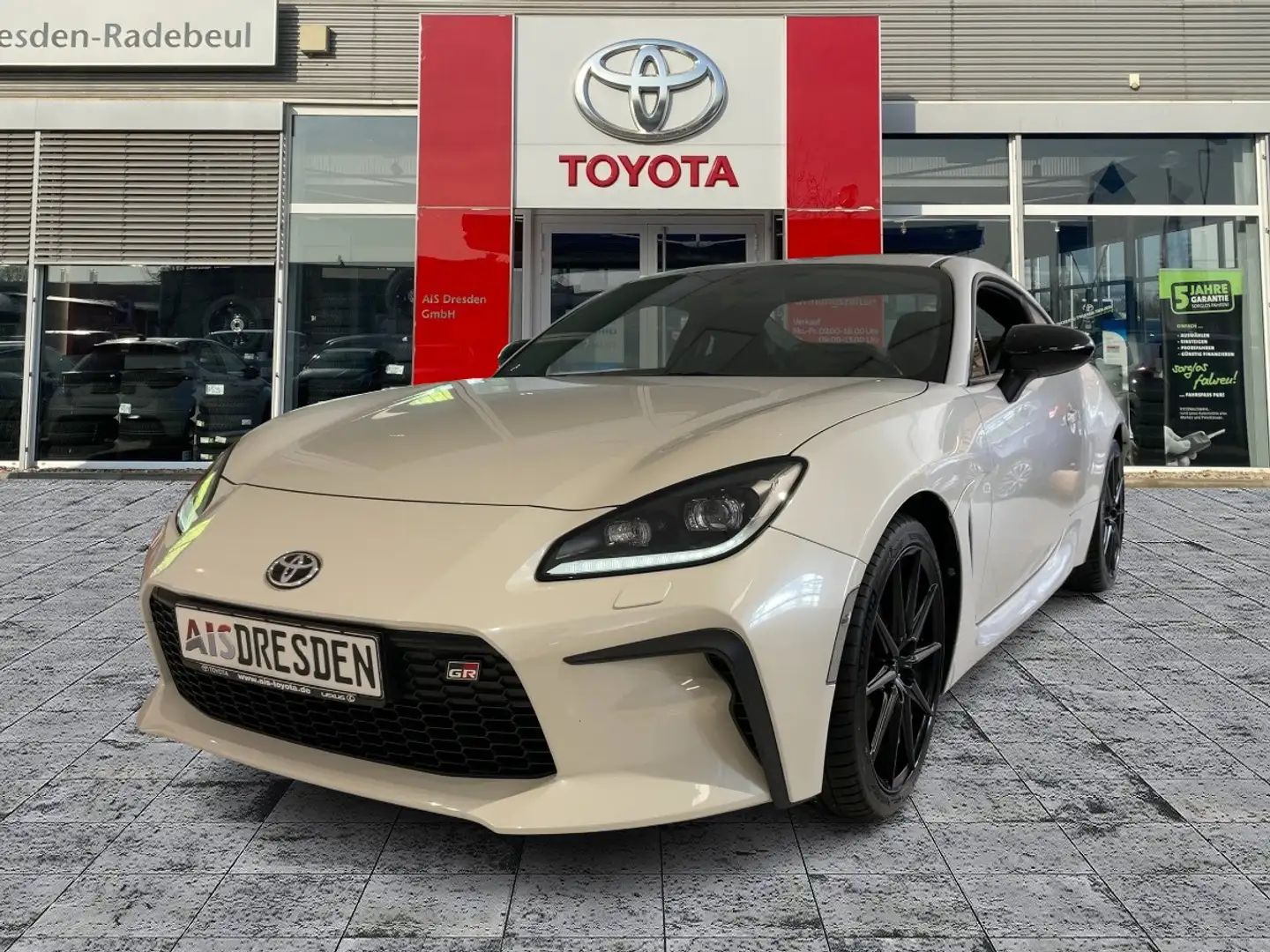 Toyota GR86 2.4 KAM*DAB*SHZ*KeyLess Weiß - 1