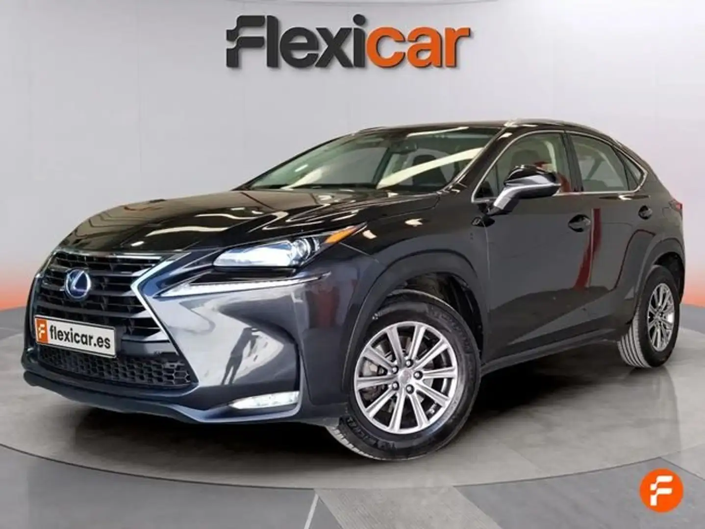 Lexus NX 300 300h Business 2WD Czarny - 2