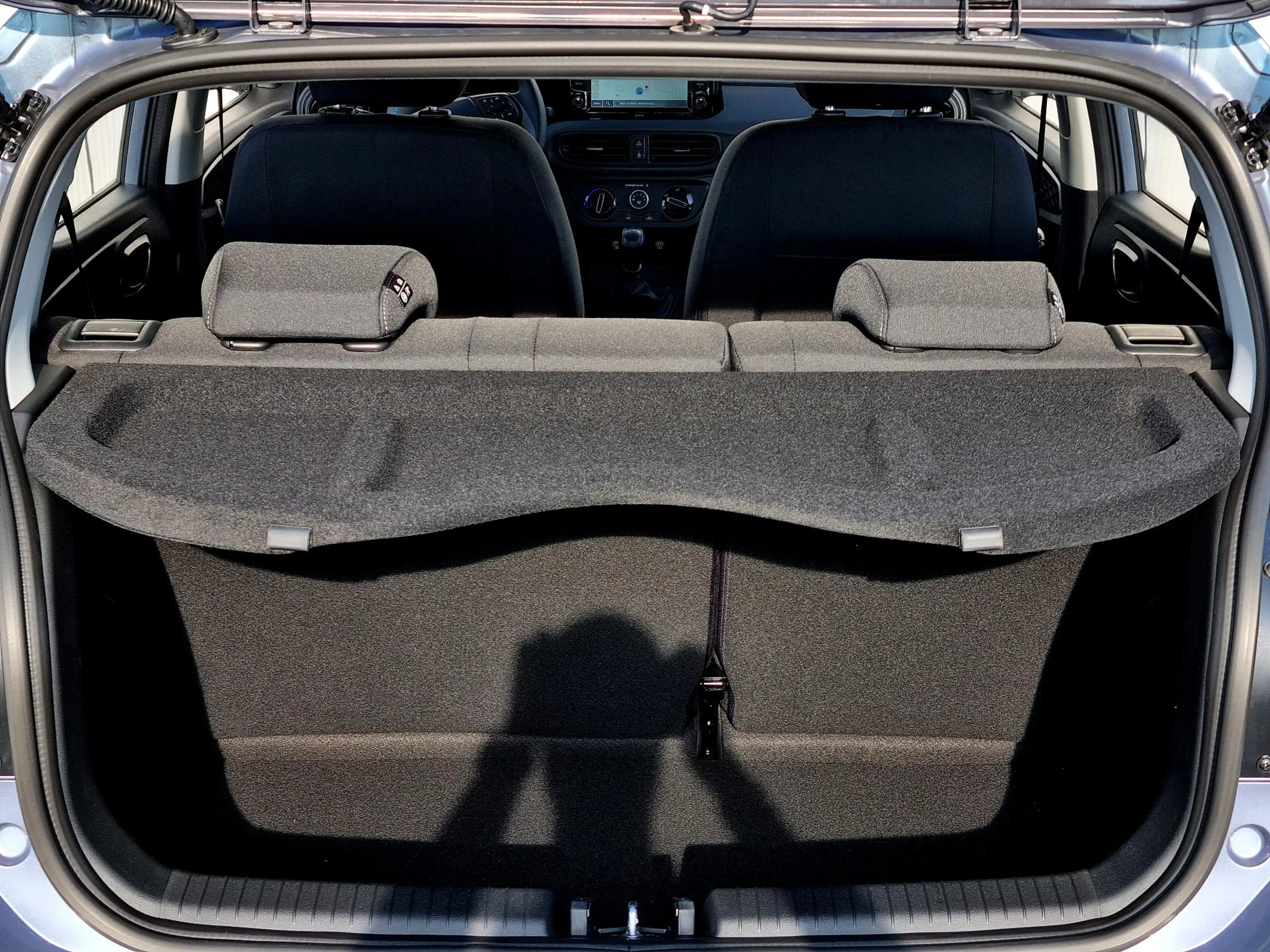 Hyundai i10 1.0 Comfort / Navigatie / Apple & Android carplay — photo 16