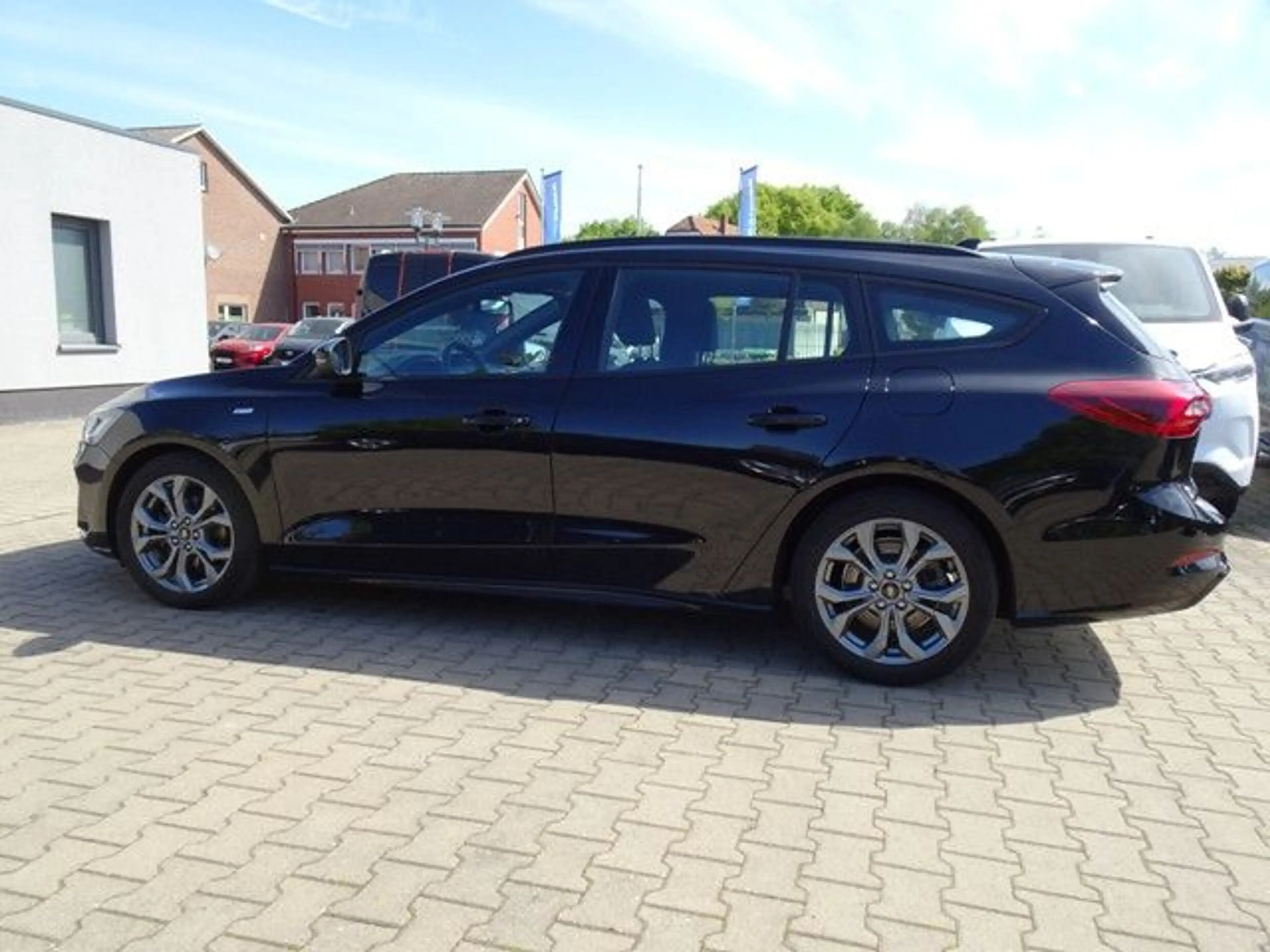 Ford Focus Turnier ST-Line Design — photo 7