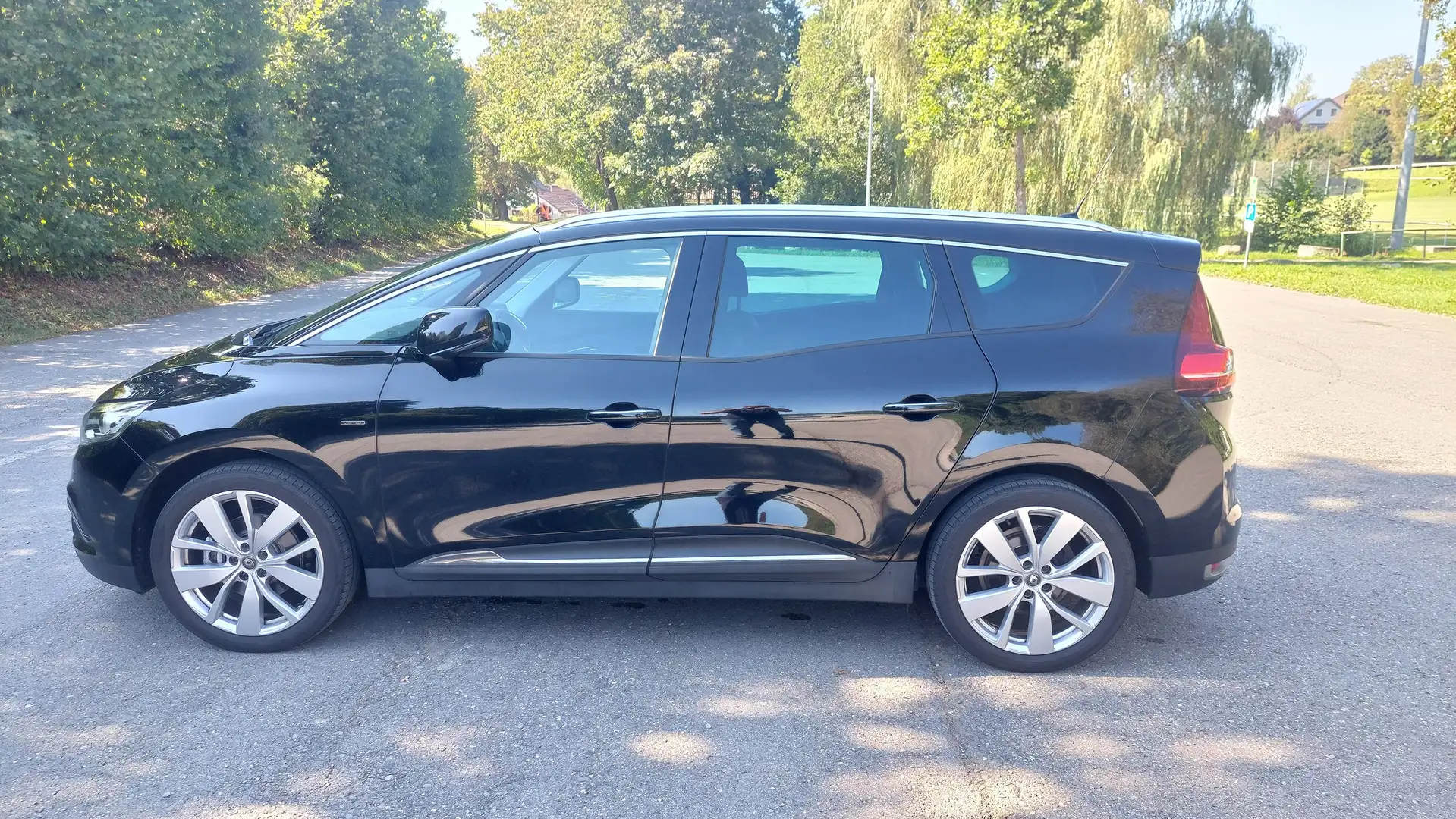 Renault Grand Scenic Grand Scenic TCe 160 GPF Deluxe-Paket LIMITED - 2