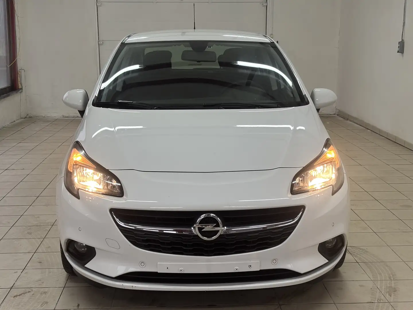 Opel Corsa 1.4i édition excite (EU6.2) Blanc - 1