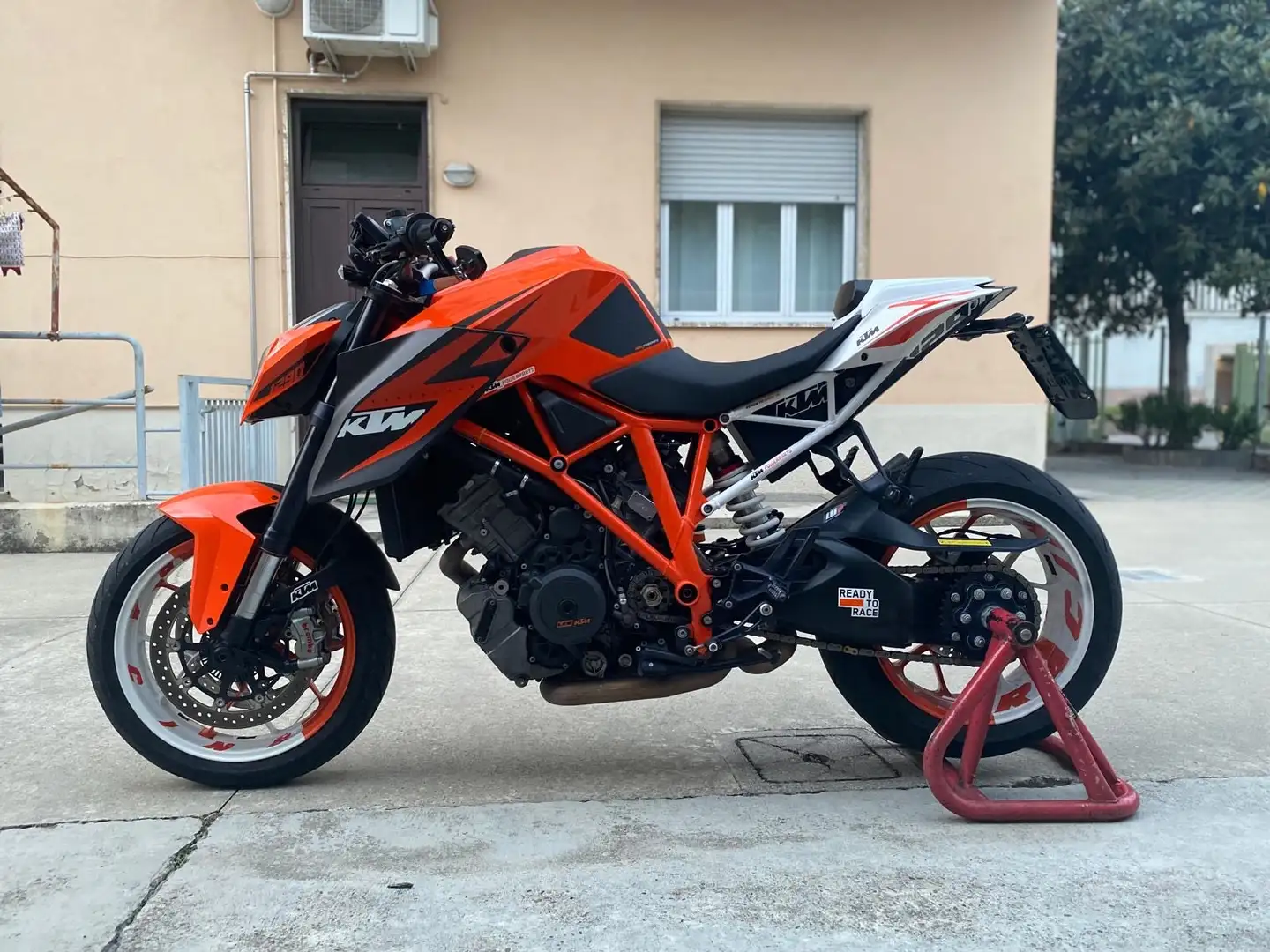 KTM 1290 Super Duke R - 2