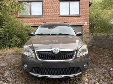 1.6 TDi 90cv Ambition Avec Toit Panoramique