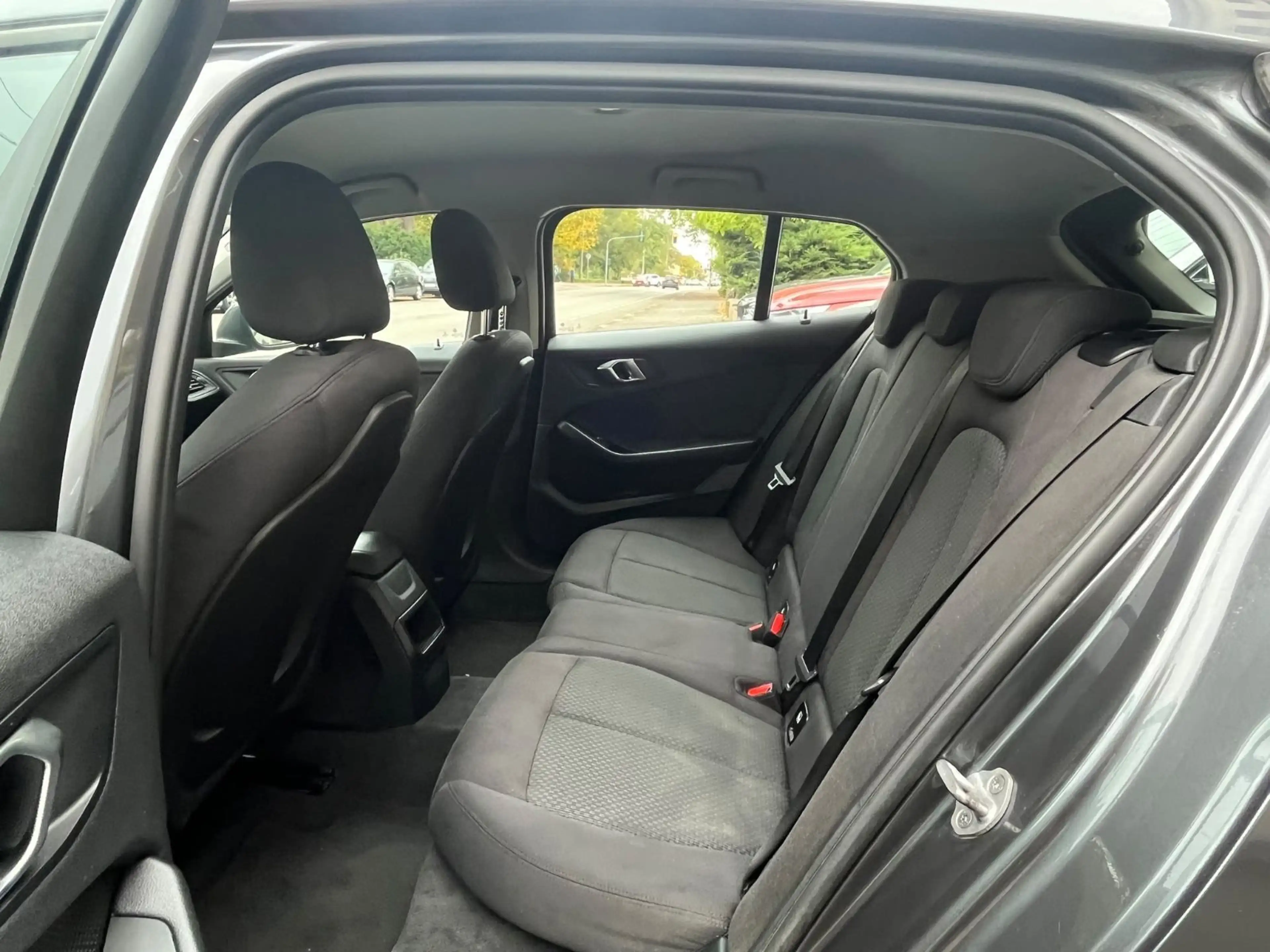 BMW 118 d Advantage Navi — photo 13