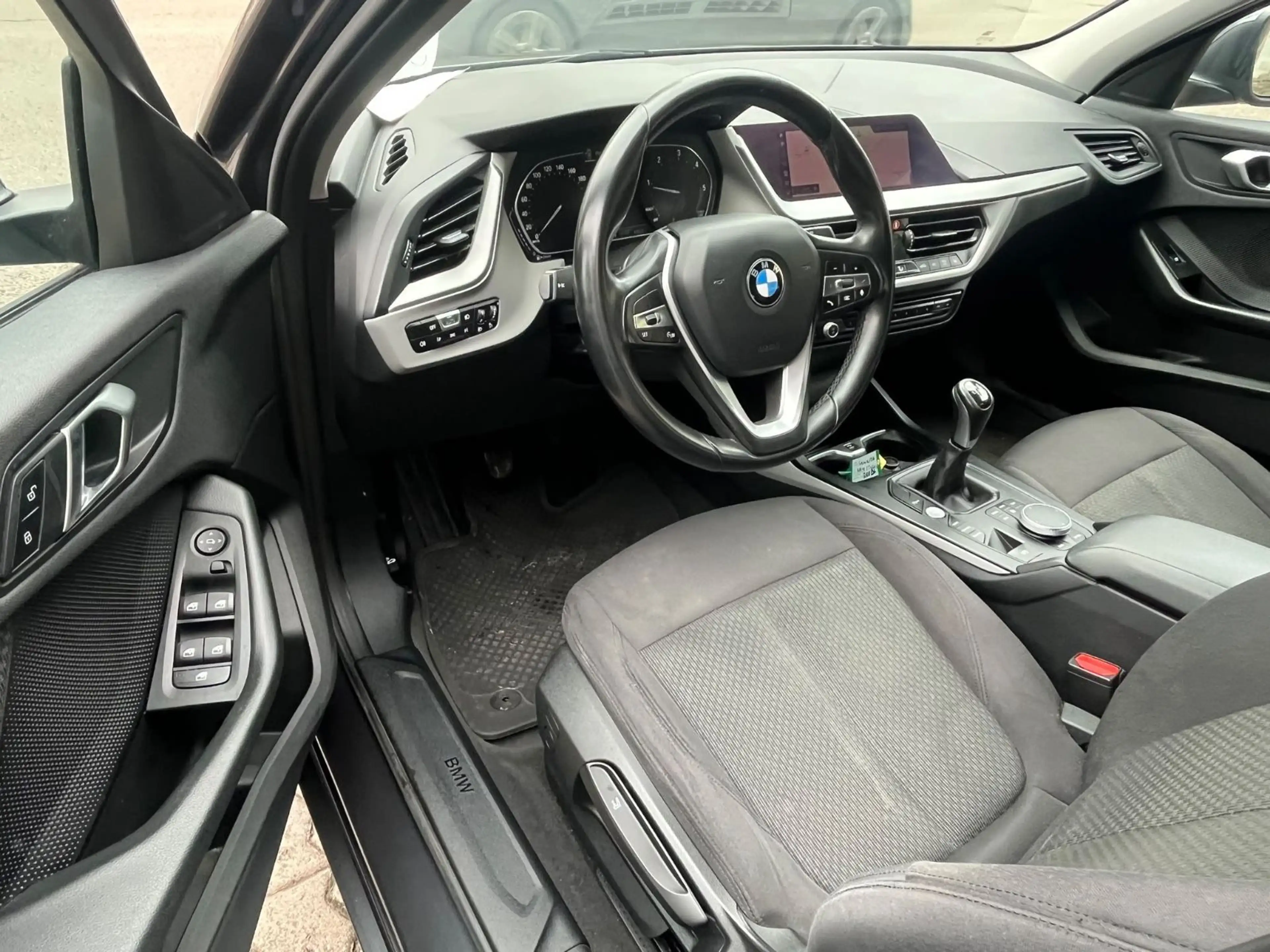 BMW 118 d Advantage Navi — photo 10