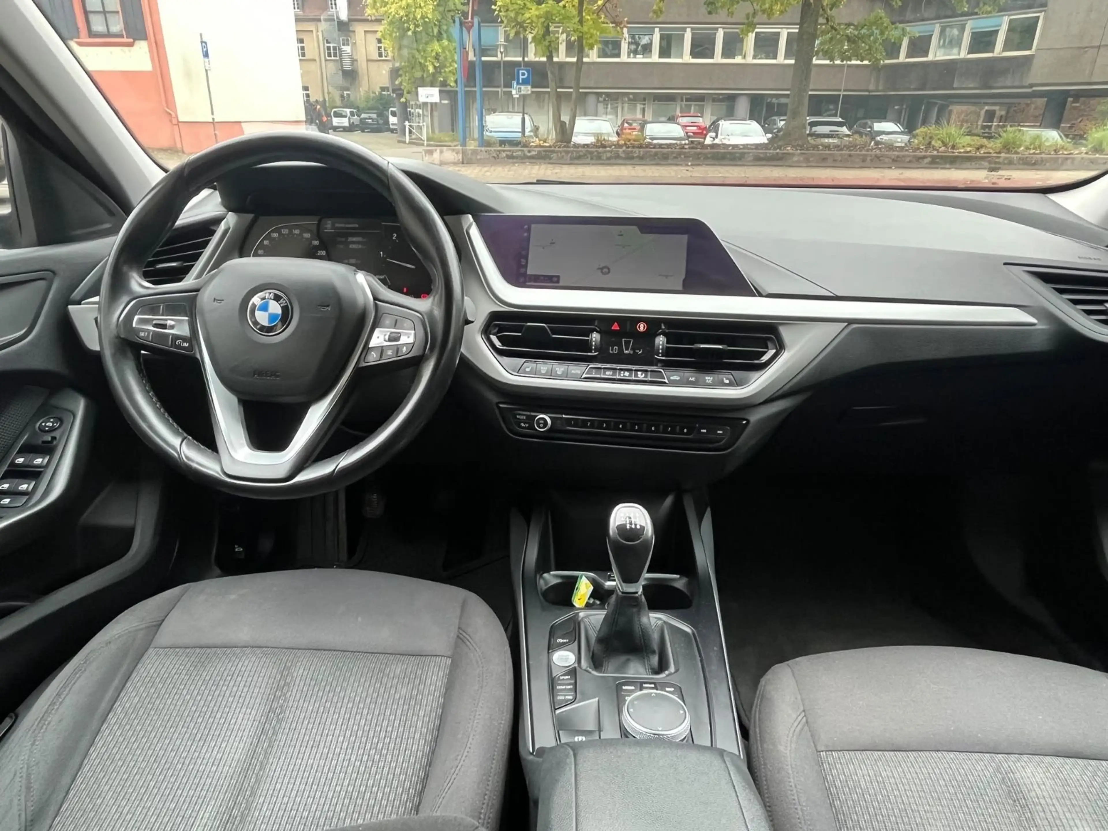 BMW 118 d Advantage Navi — photo 9