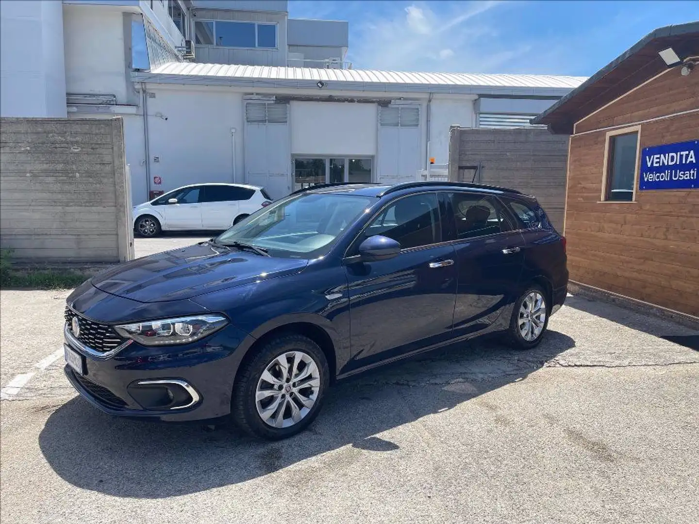 Fiat Tipo SW 1.6 mjt Business s&s 120cv dct Blu/Azzurro - 1