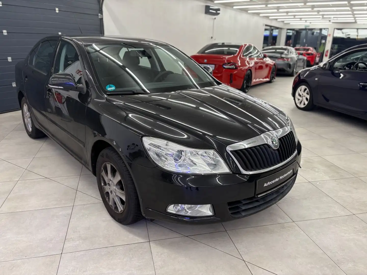 Skoda Octavia Lim. Ambiente Schwarz - 1