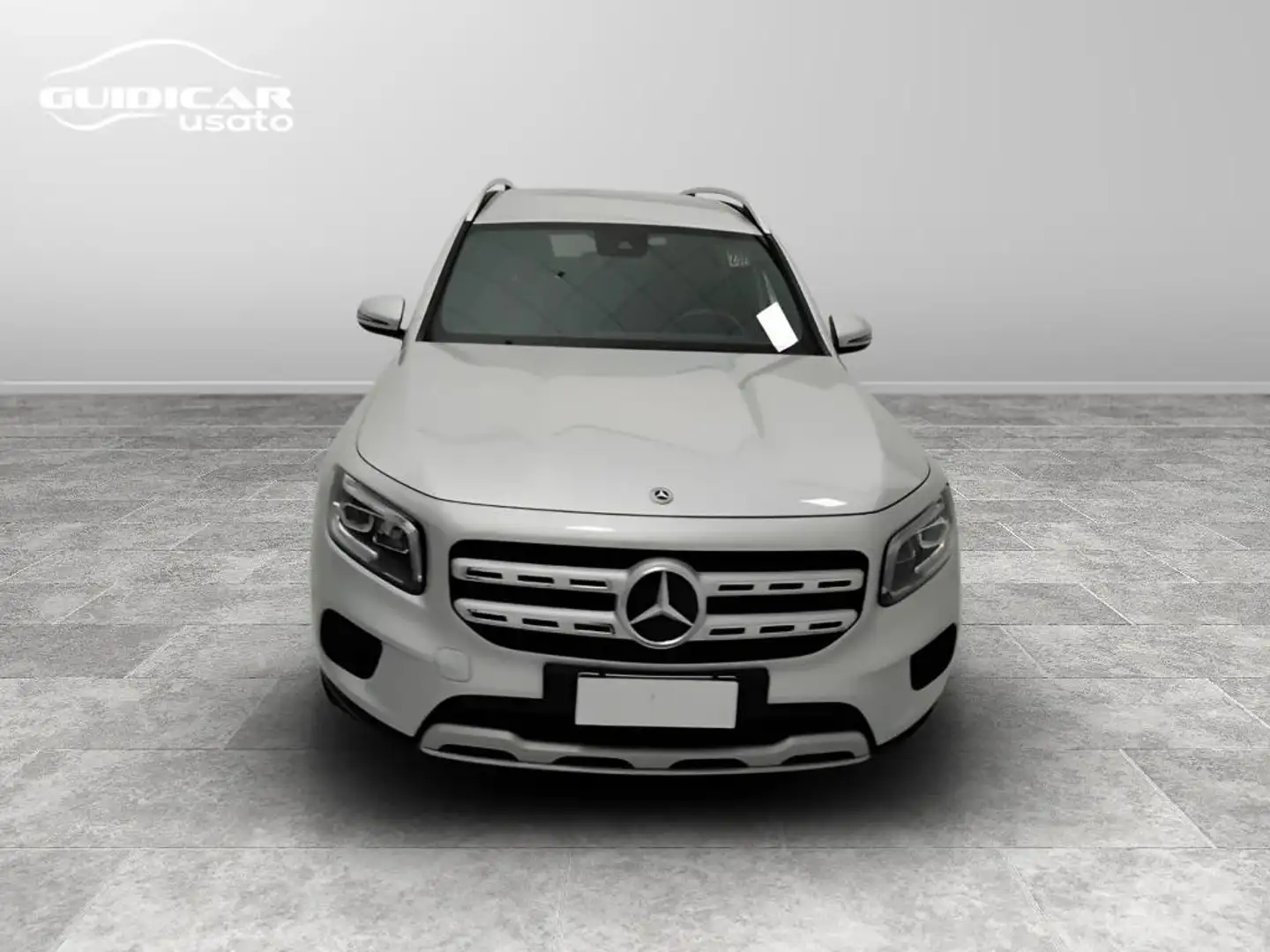Mercedes-Benz GLB 180 d Sport auto Argento - 2