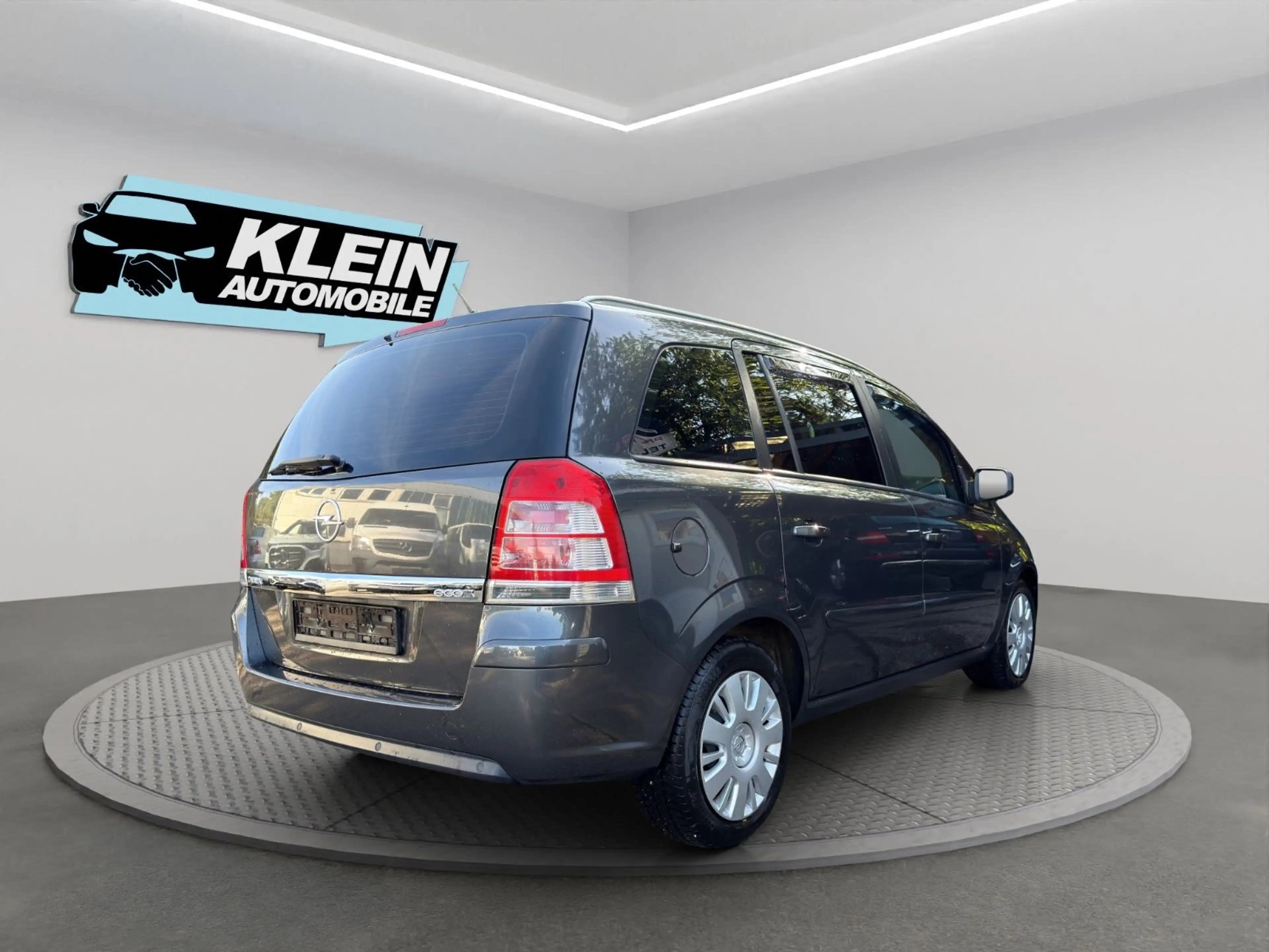 Opel Zafira 1.6 B Family 7.Sitzer TÜV NEU PDC Klima — photo 6