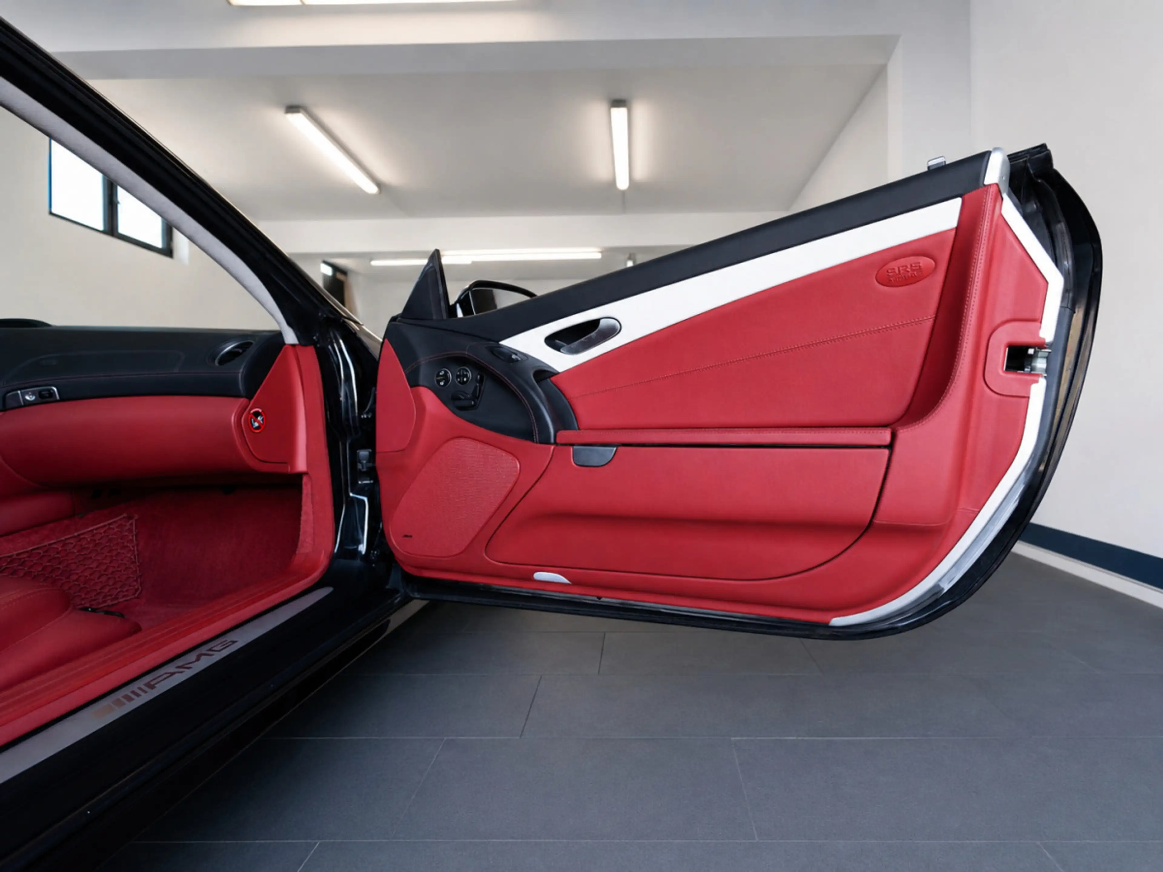 Mercedes-Benz SL 55 AMG - Designo - Panorama — photo 12