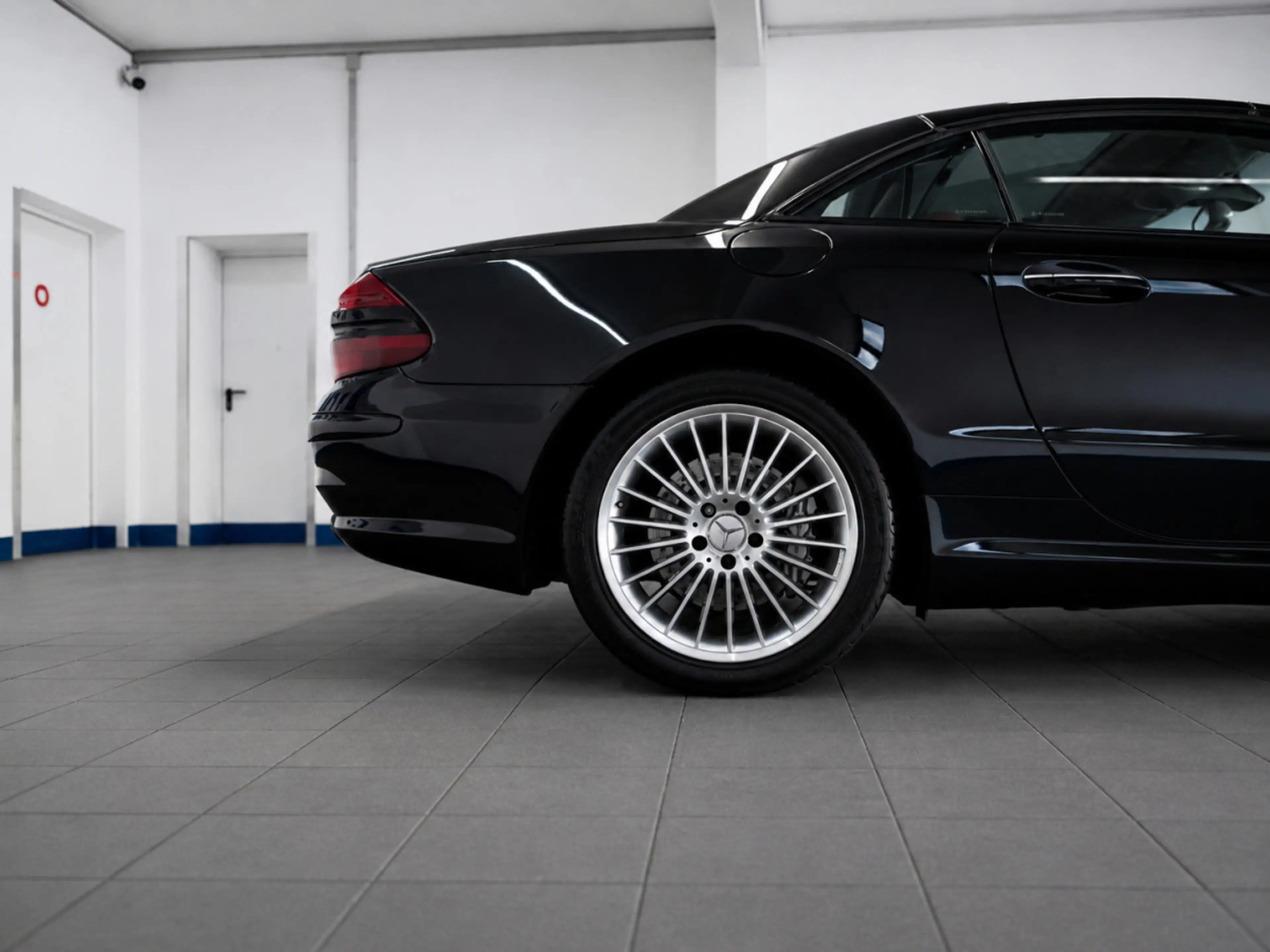 Mercedes-Benz SL 55 AMG - Designo - Panorama — photo 7