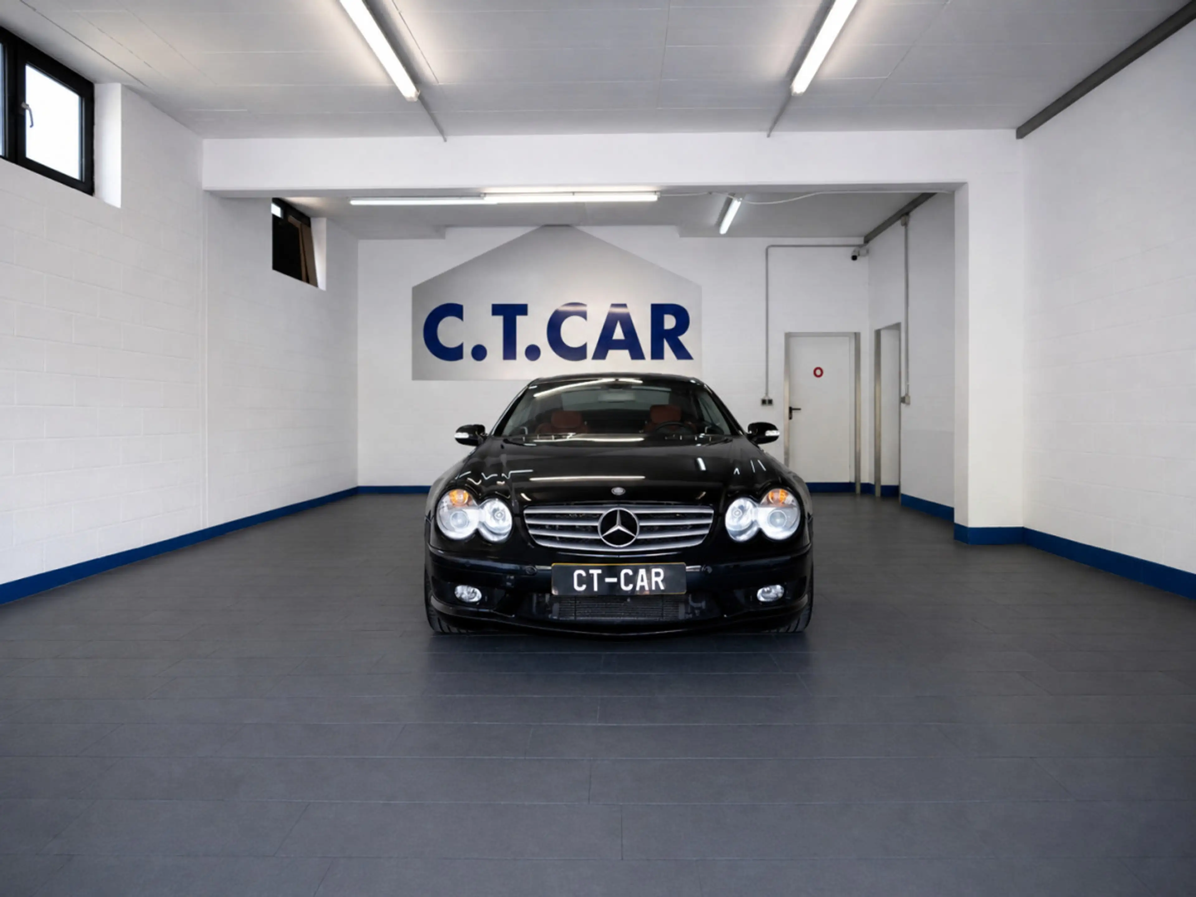 Mercedes-Benz SL 55 AMG - Designo - Panorama — photo 4