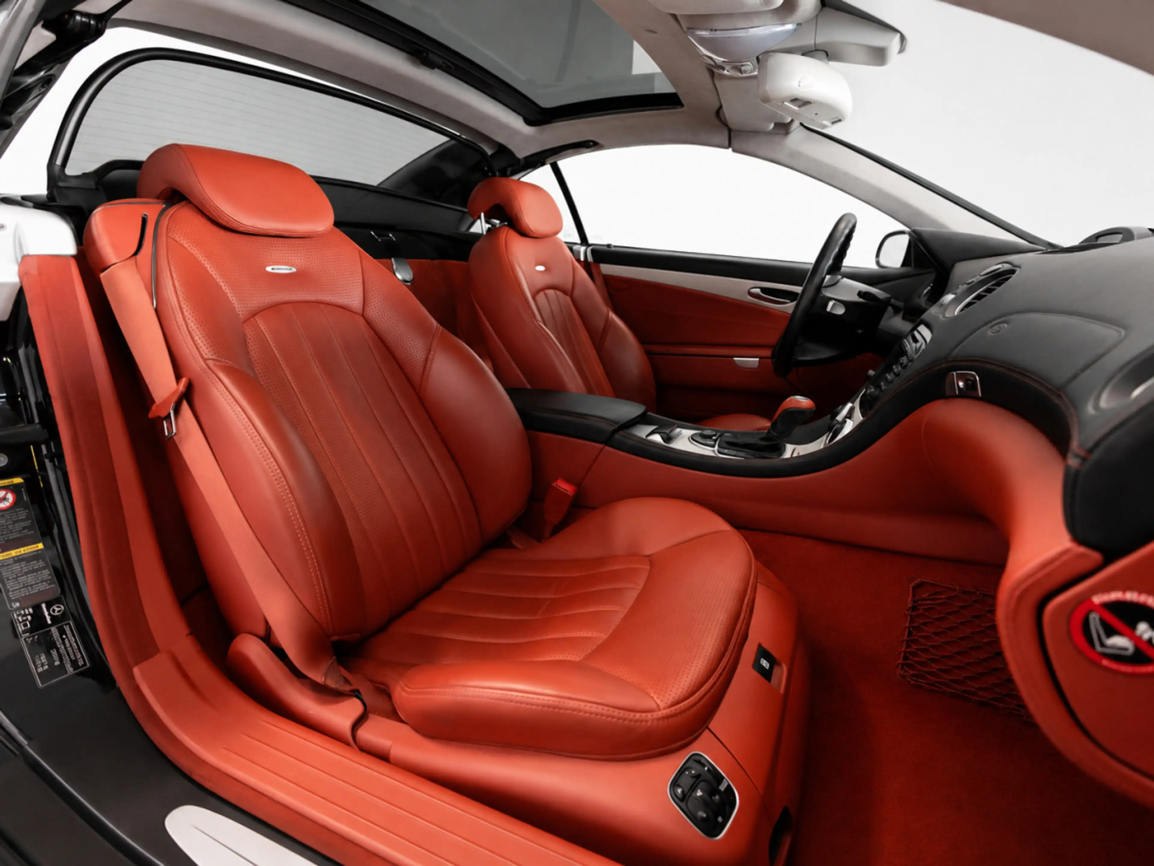 Mercedes-Benz SL 55 AMG - Designo - Panorama — photo 10