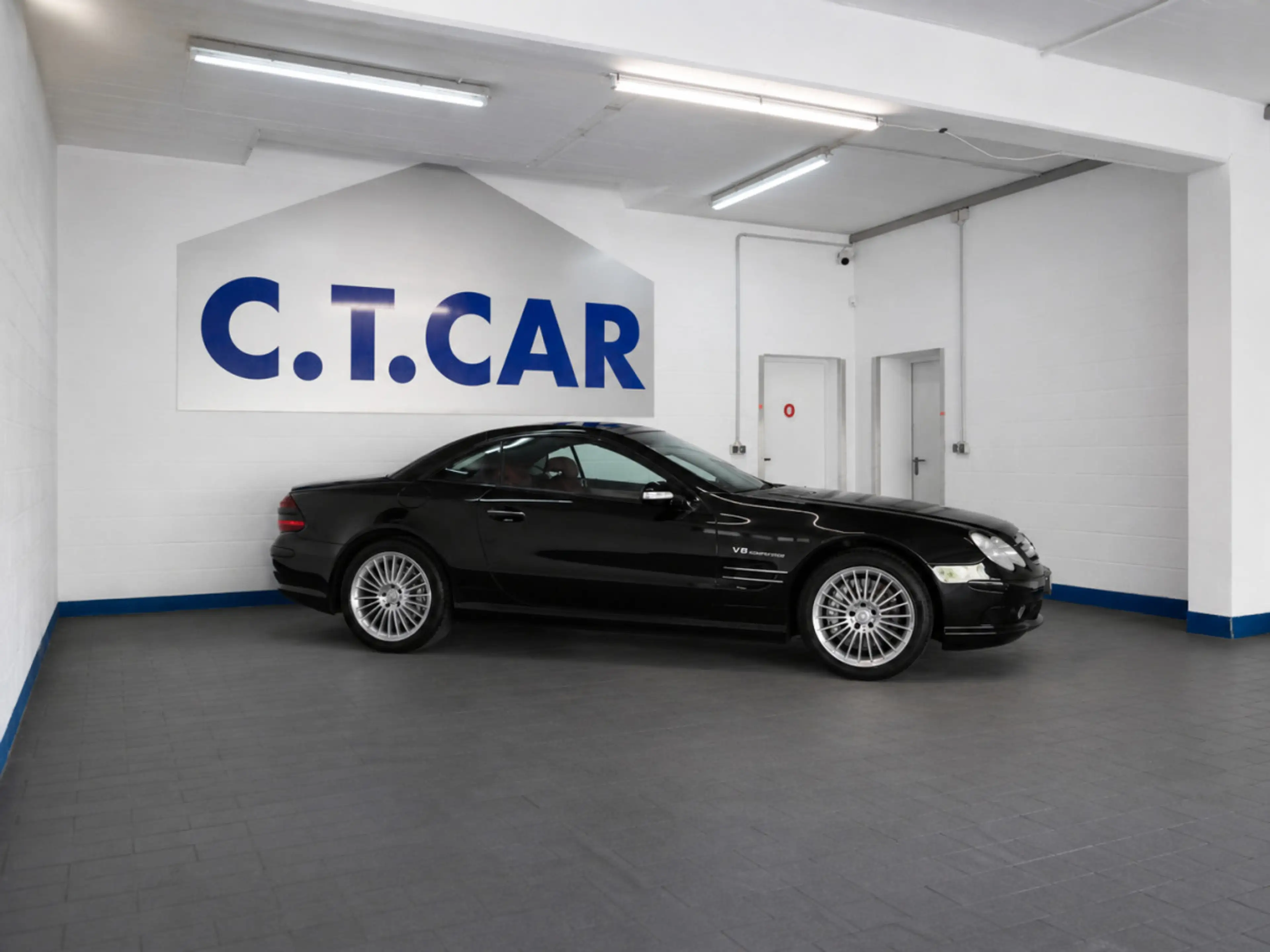 Mercedes-Benz SL 55 AMG - Designo - Panorama — photo 3