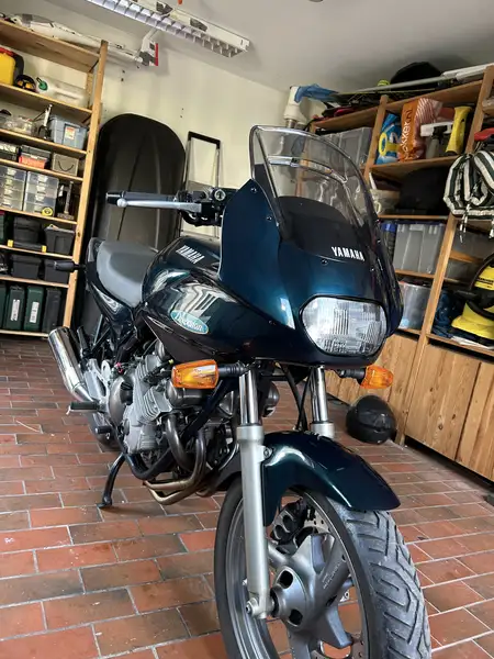 Yamaha XJ 600