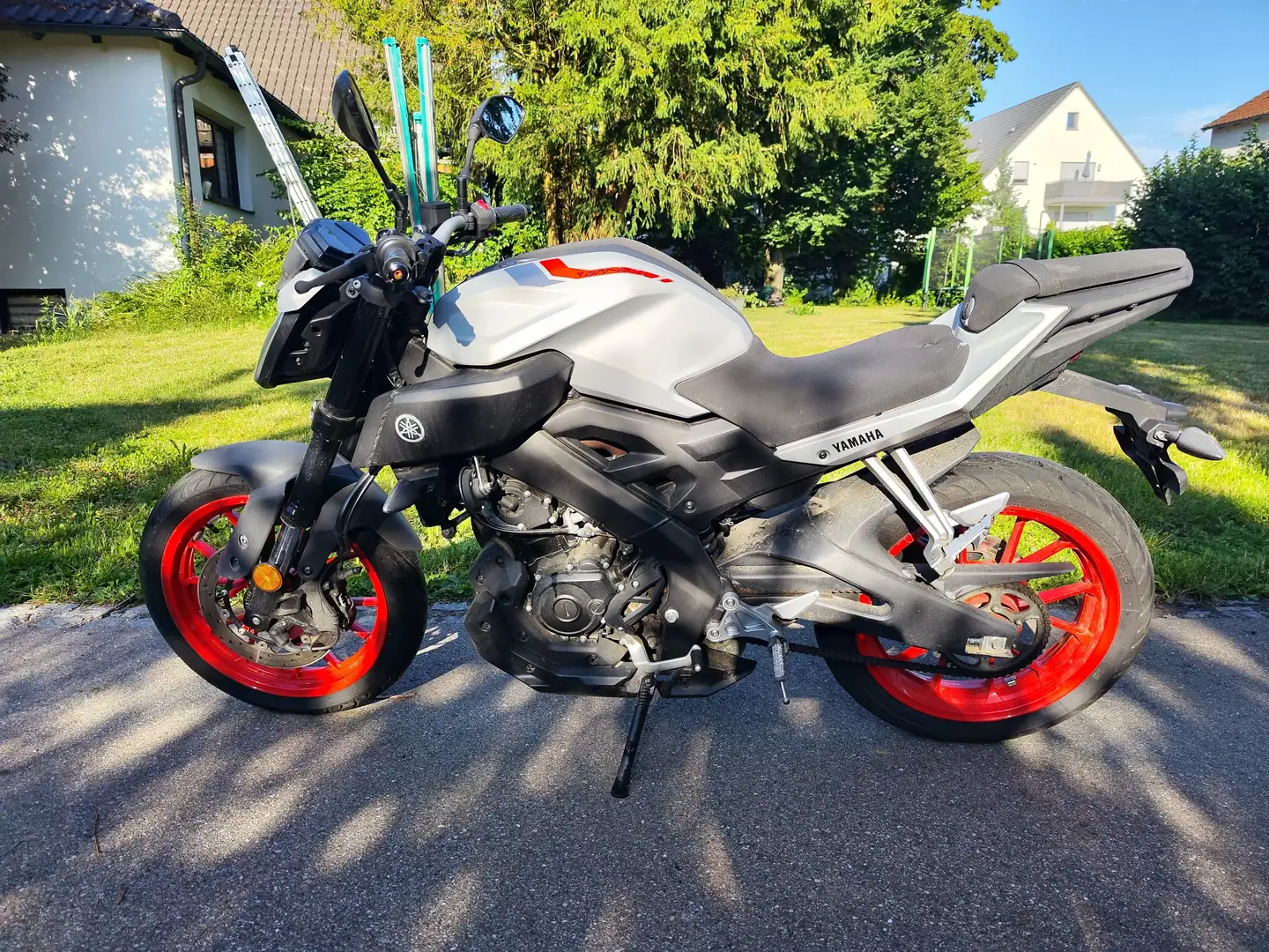 Yamaha MT-125 Piros - 1