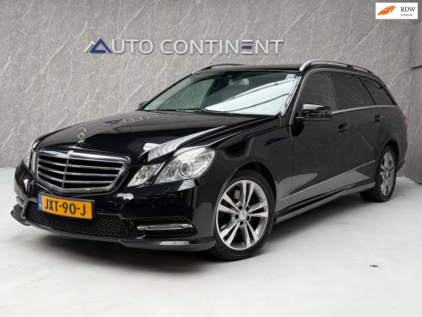 Mercedes-Benz E 200 Estate CGI Edition Sport AMG / Goed Onderhouden Schwarz - 1