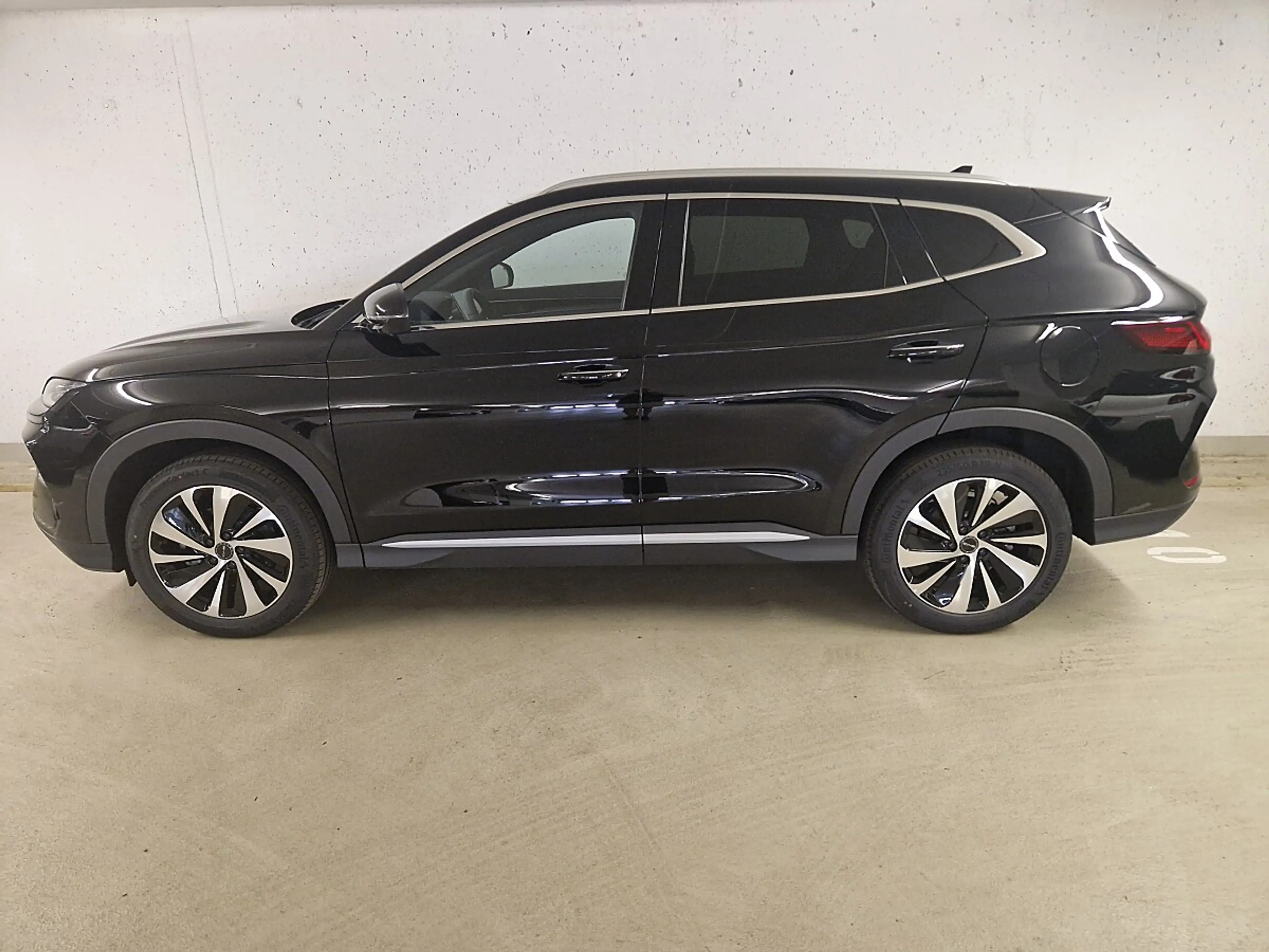 BYD Seal U DM-i PHEV 18,3kWh Boost Österreich Paket — photo 13