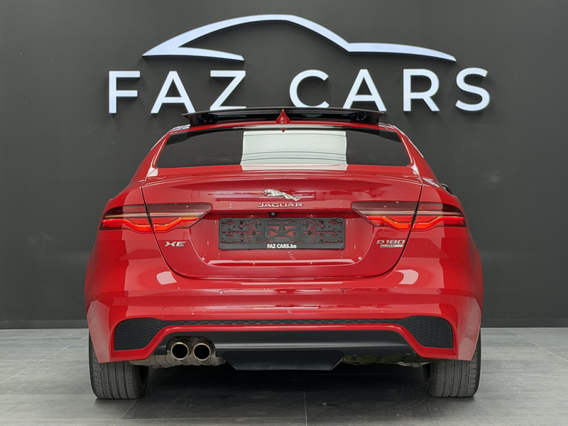 Jaguar XE 2.0 D R-Dynamic SE *CUIR + GPS + CAMÉRA + GARANTIE* — photo 6