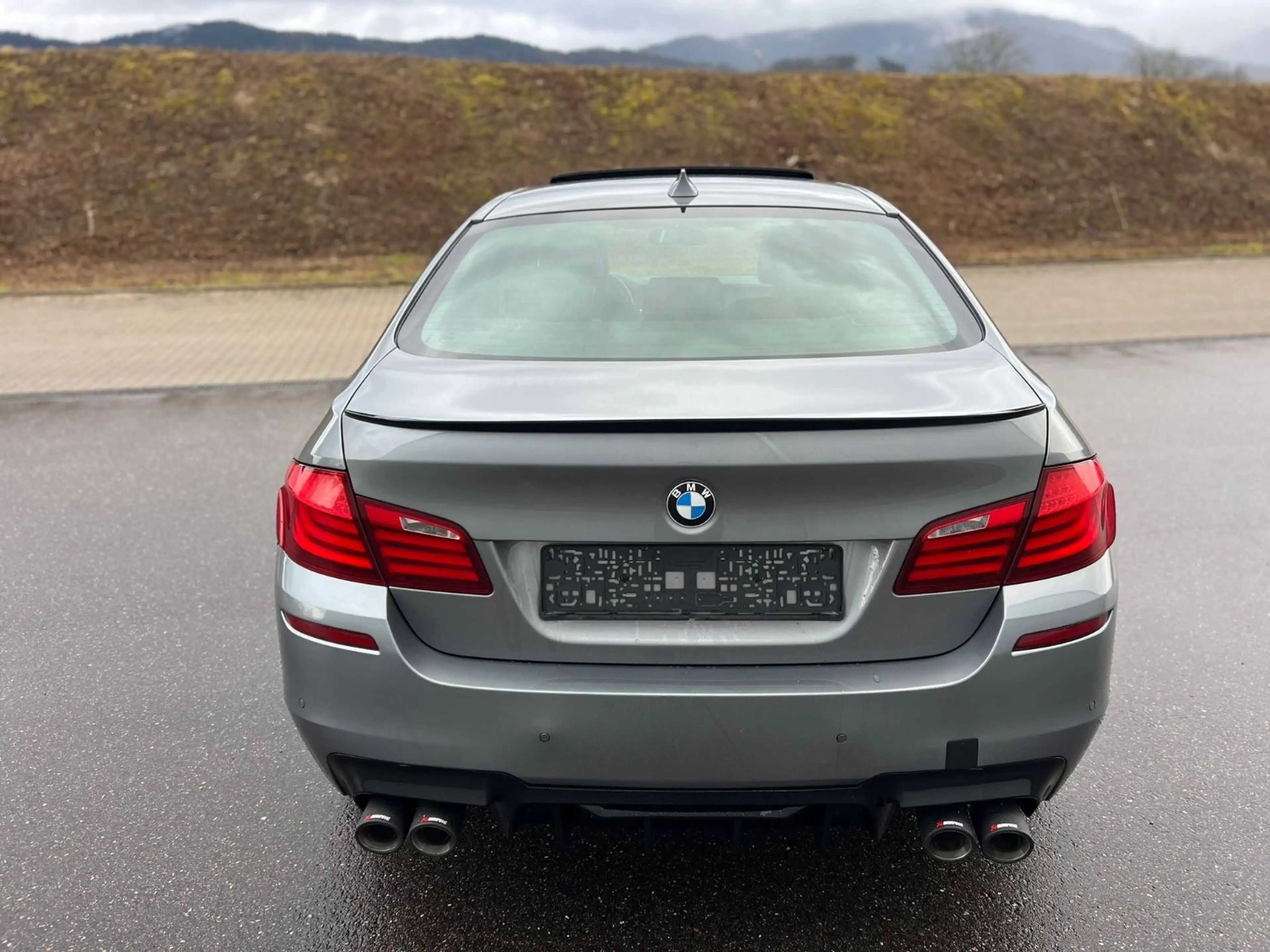 BMW 535 d 5 Limousine M5 — photo 17