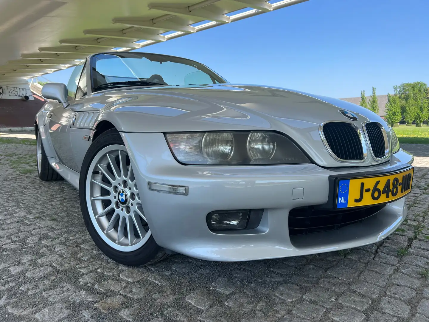 BMW Z3 2.2i Срібний - 2