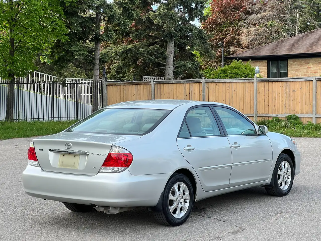 Toyota Camry снимка Toyota Camry