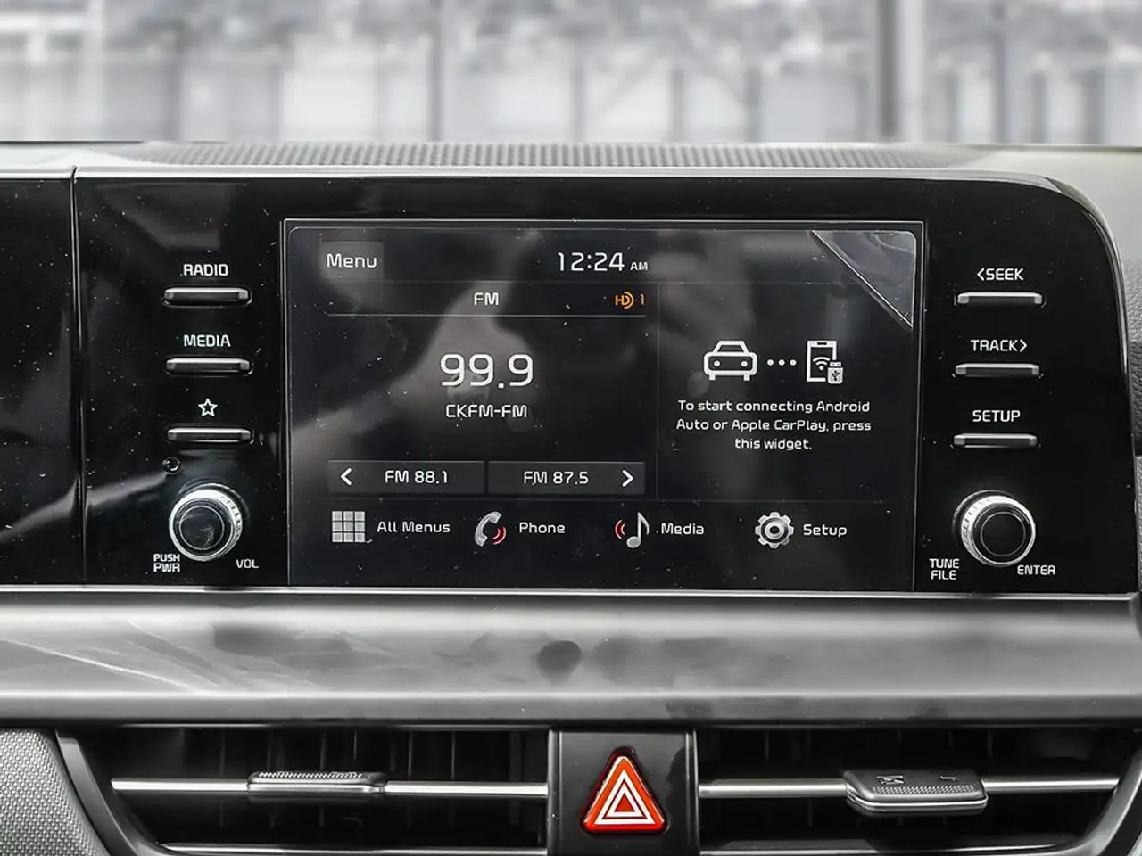 Kia Seltos снимка Kia Seltos