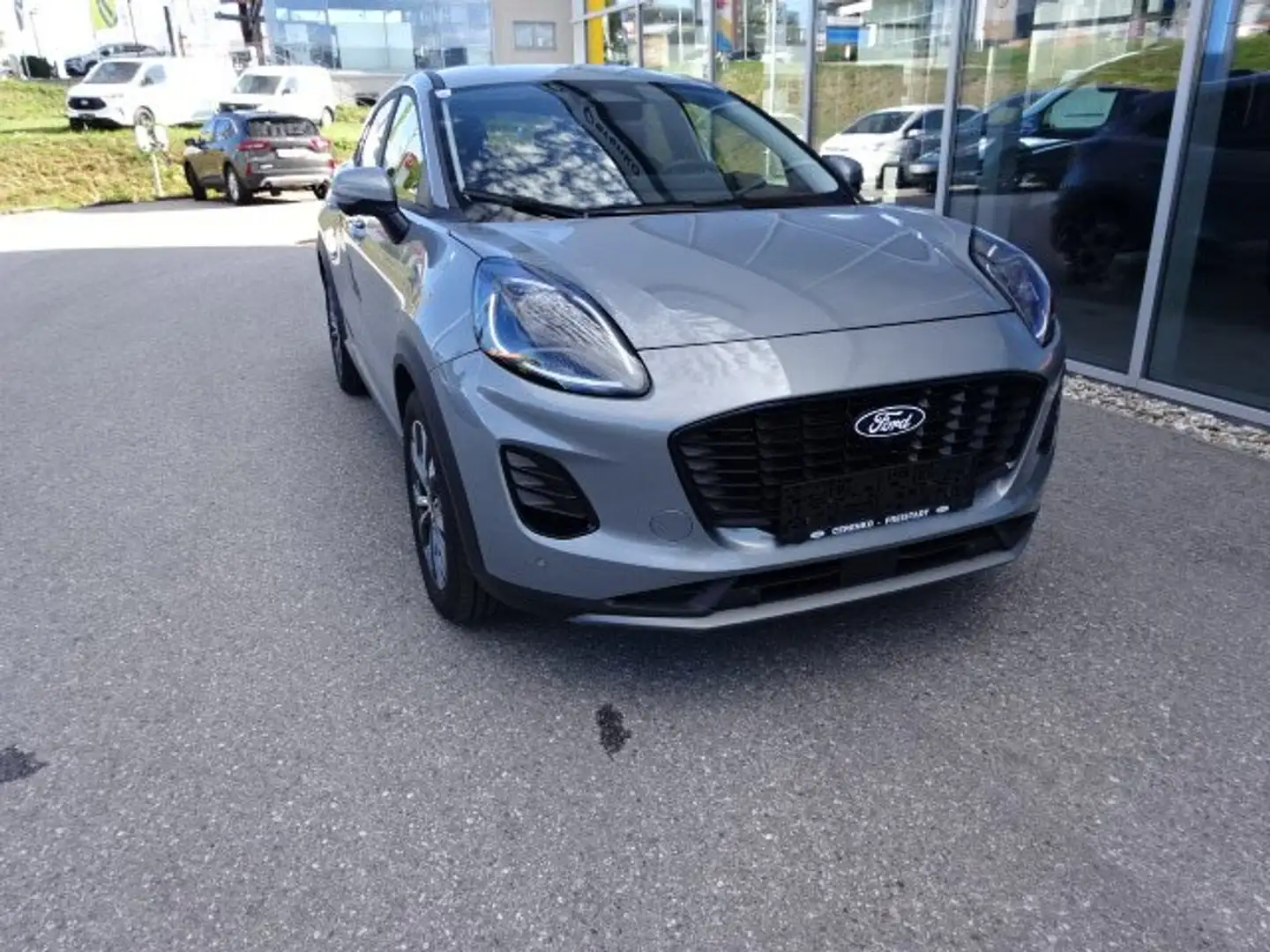 Ford Puma Titanium Grau - 2