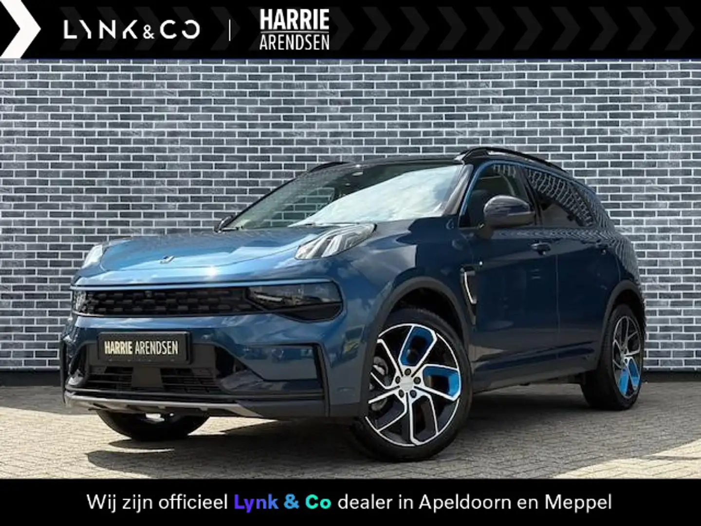 Lynk & Co 01 1.5 Plug-in hybrid | Panoramadak | Adaptive cruise Blau - 1