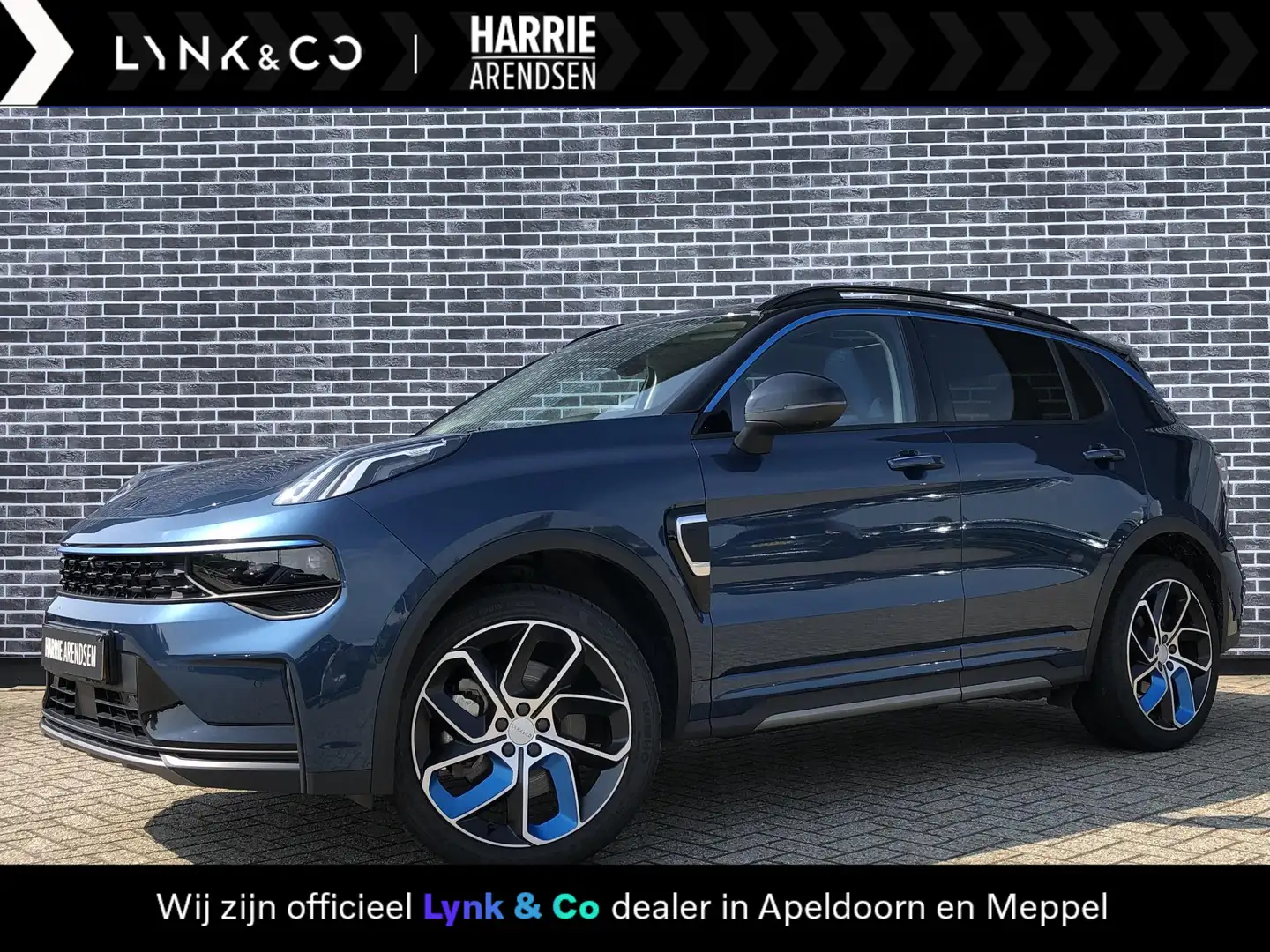 Lynk & Co 01 1.5 Plug-in hybrid | Panoramadak | Adaptive cruise Blau - 1