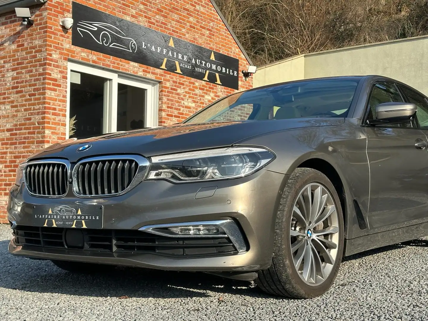 BMW 540 XDRIVE - CAM 360° - SIEGES CHAUFFANTS/VENTILLER Bronze - 2