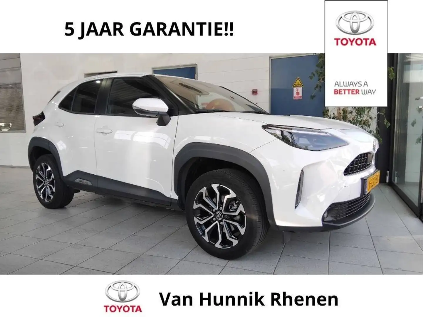 Toyota Yaris Cross 1.5 Hybrid First Ed. Wit - 1