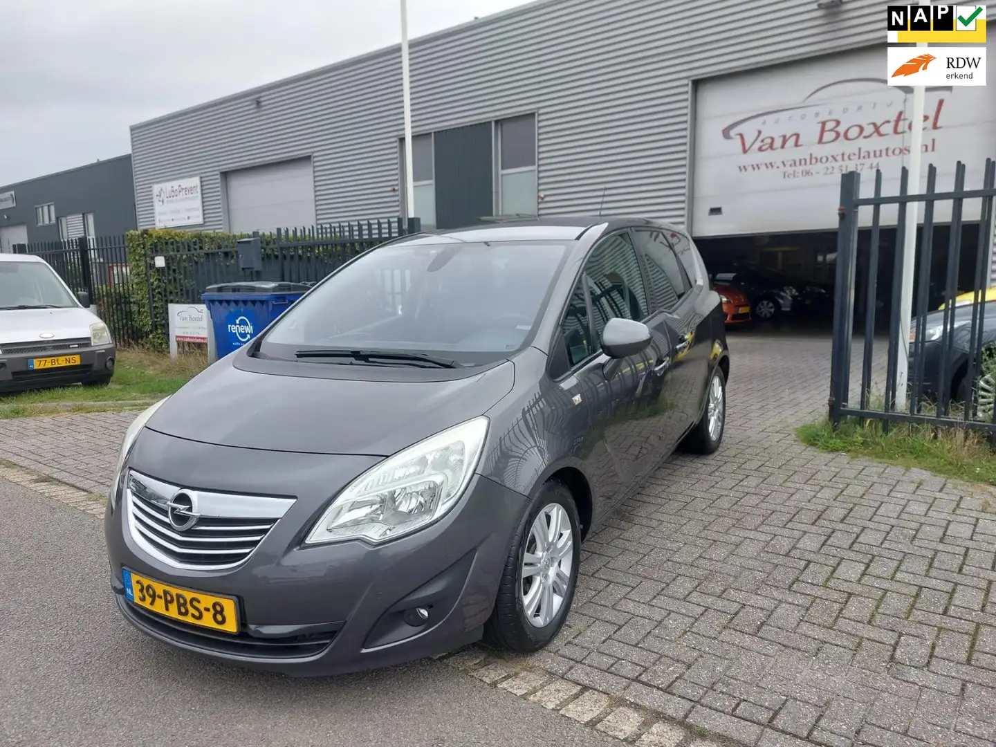 Opel Meriva 1.4 Turbo Cosmo 5 deurs + geregelde airco Grijs - 1