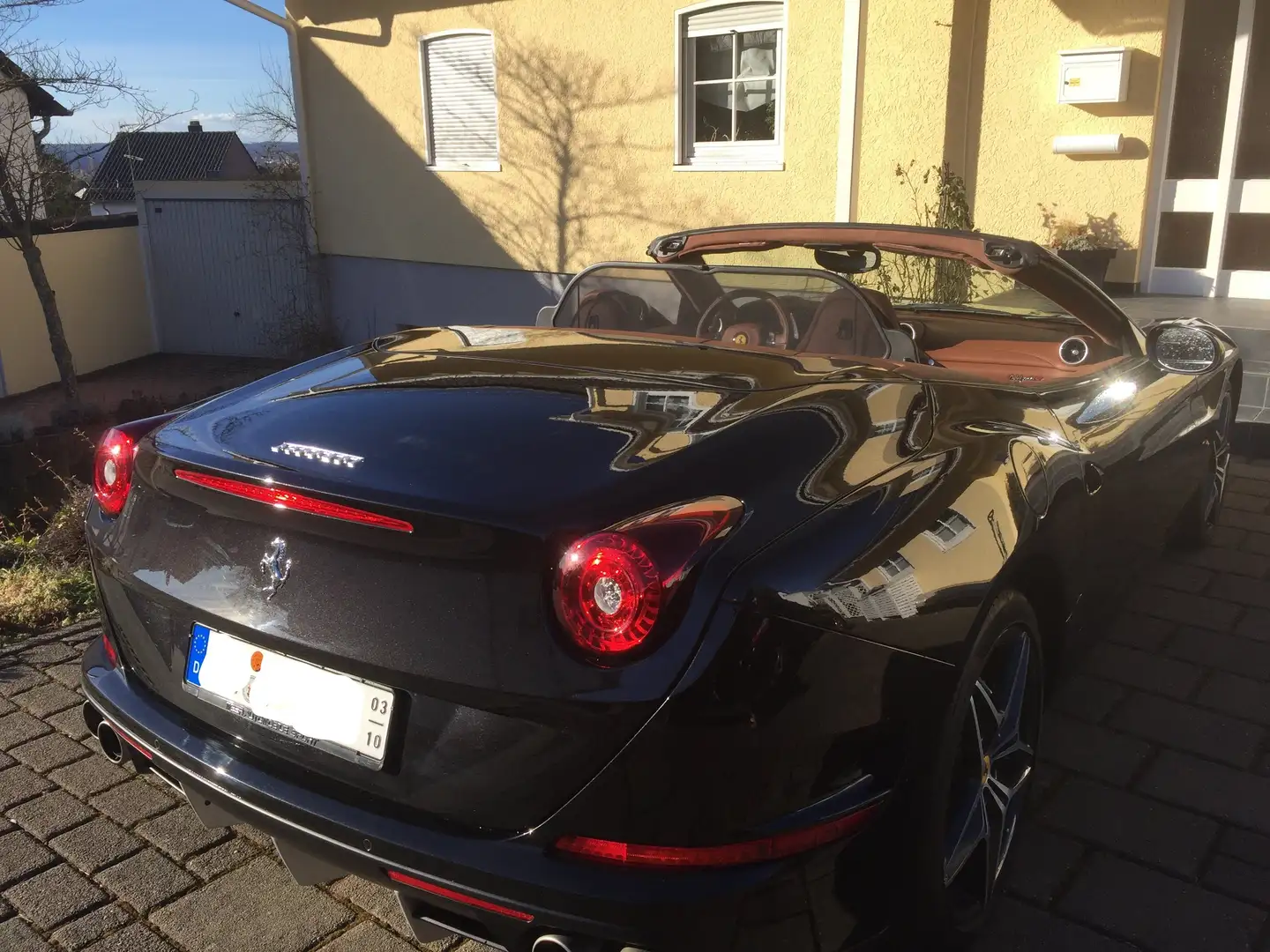 Ferrari California T Cabriolet Schwarz - 1
