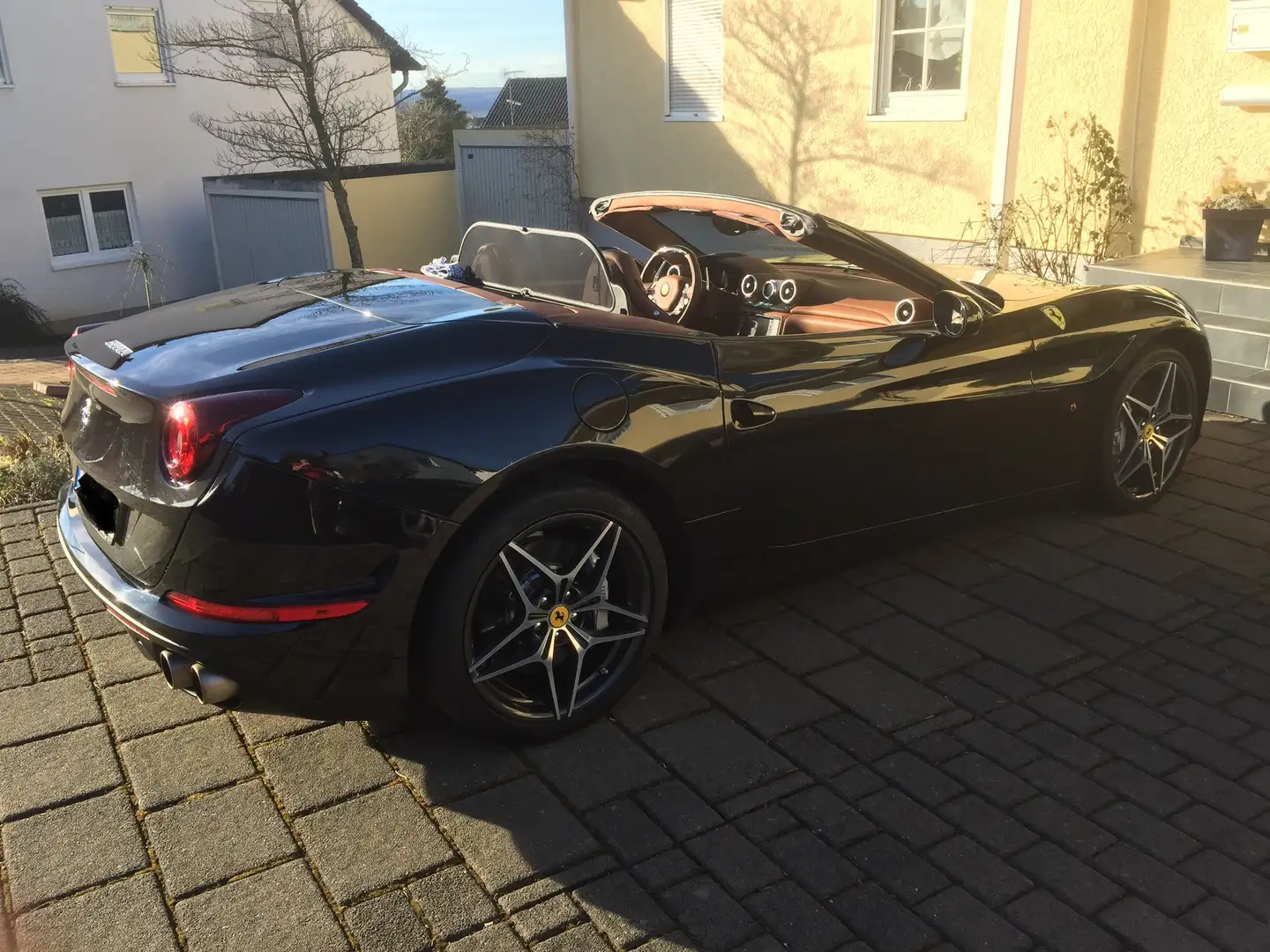 Ferrari California T Cabriolet Schwarz - 2