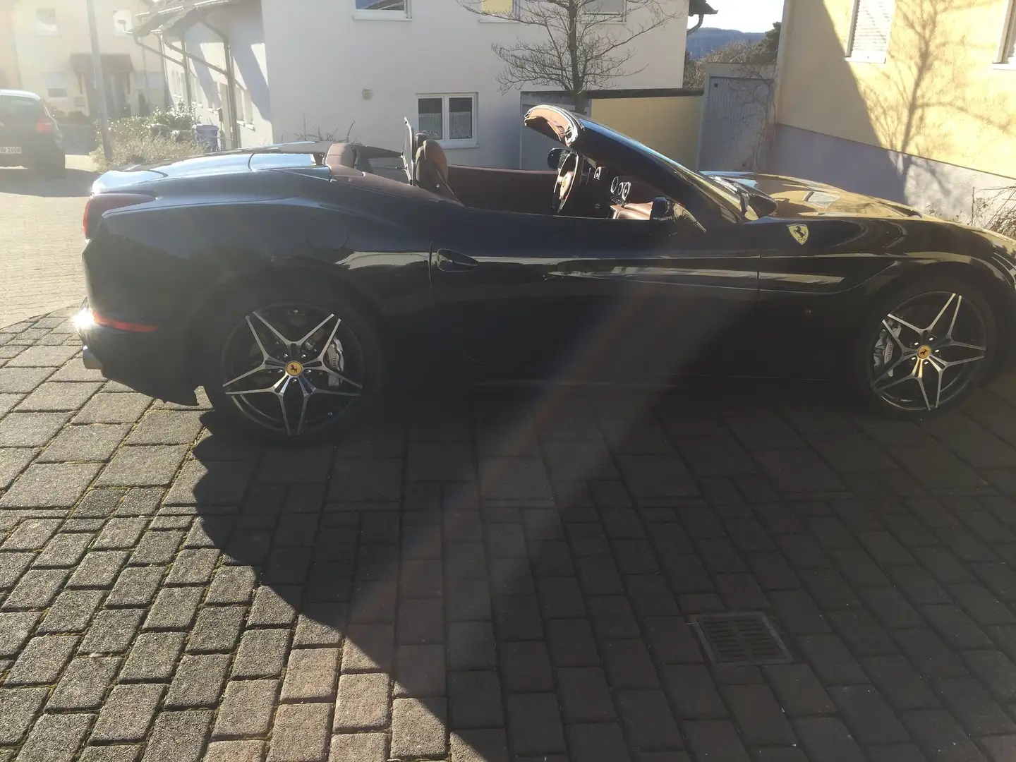 Ferrari California T Cabriolet Schwarz - 2