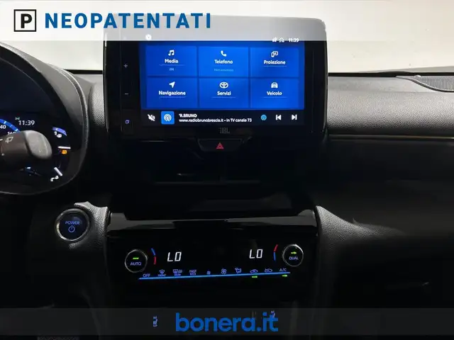 Toyota Yaris view 10