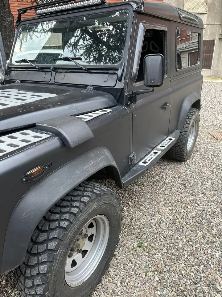 Land Rover Defender 90 2.5 td5 E SW, foto 3
