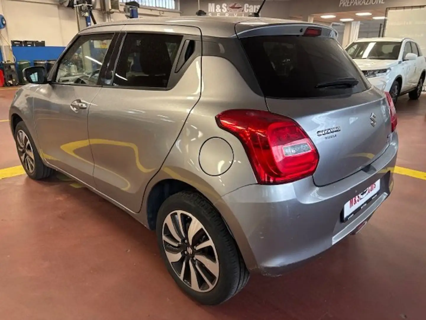 Suzuki Swift 1.2h Top allgrip 4wd Zilver - 2