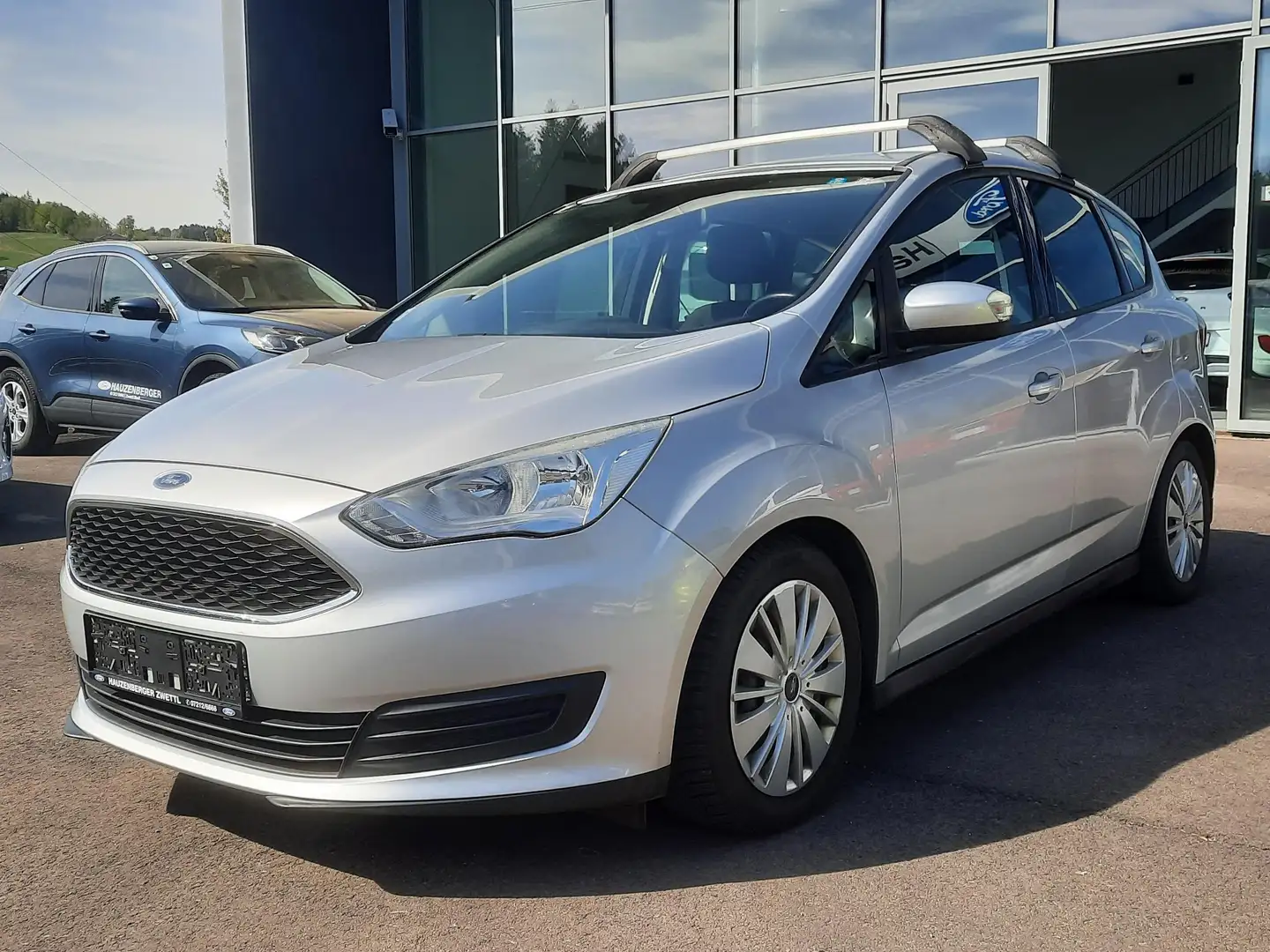 Ford C-Max C-MAX Trend 1,5 TDCi Silber - 1